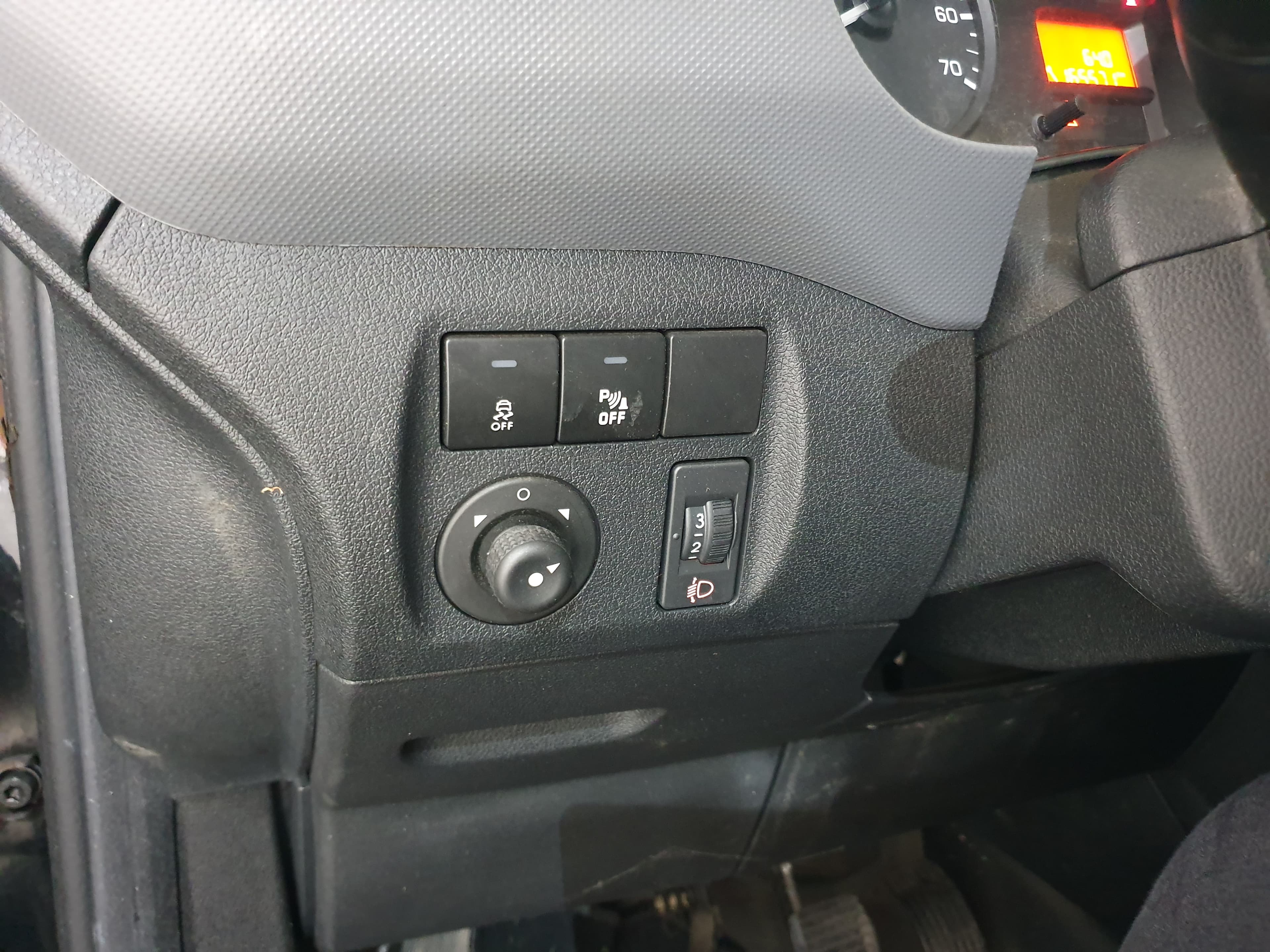 Peugeot Partner 1.6 Blue HDI · Ano 2017 — imagen 35