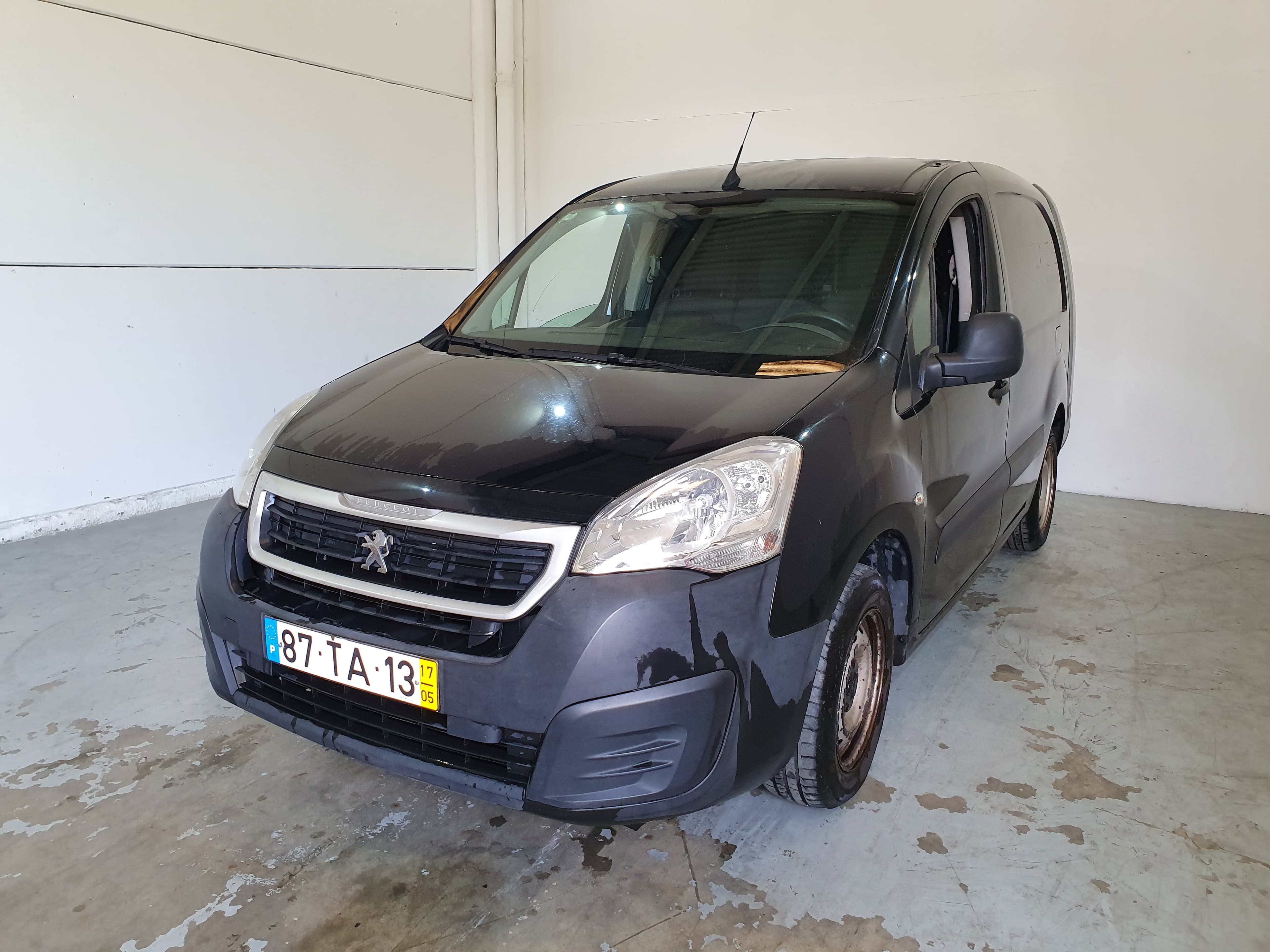 Peugeot Partner 1.6 Blue HDI · Ano 2017 — image 3