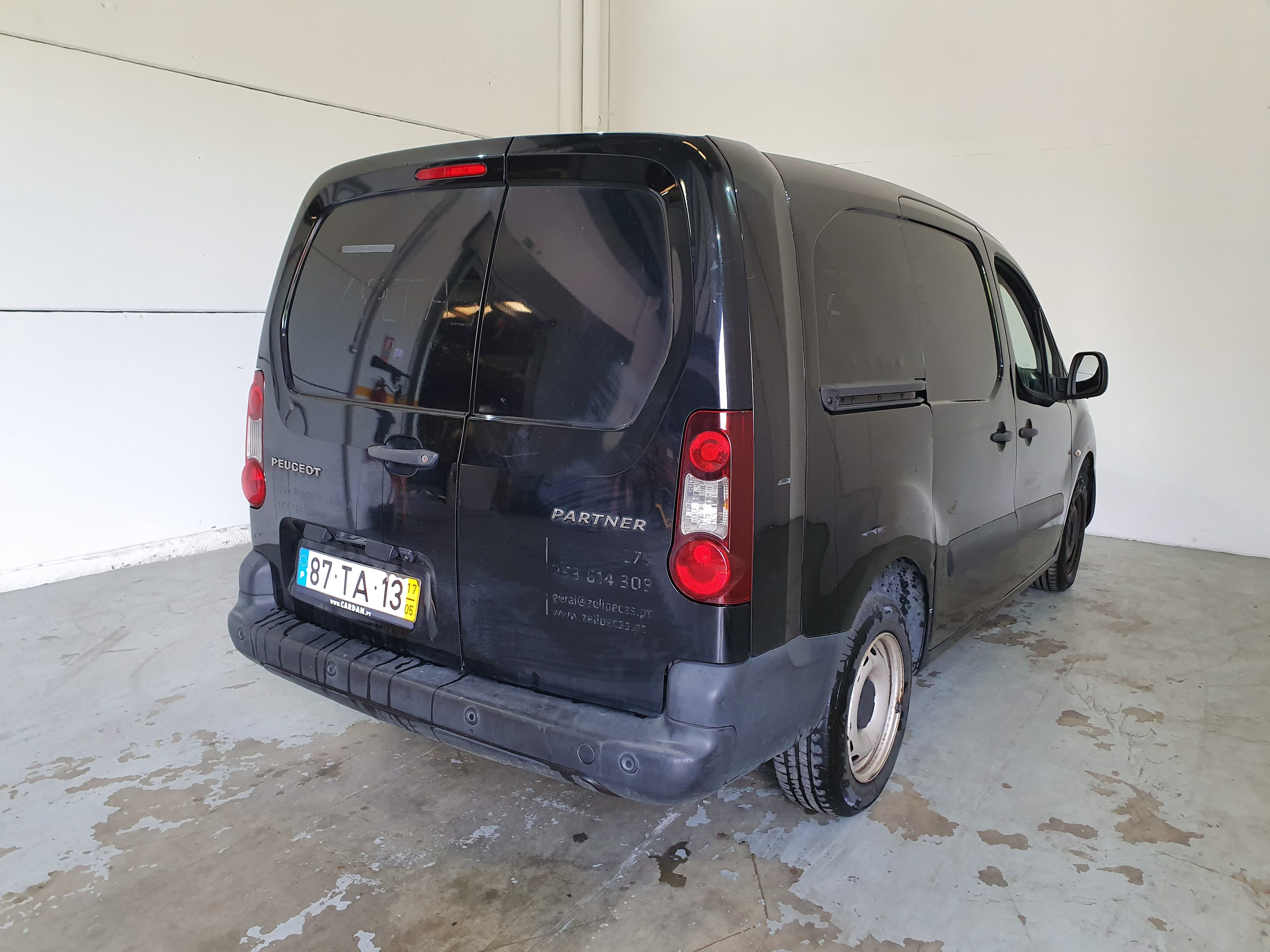 Peugeot Partner 1.6 Blue HDI · Ano 2017 — image 5