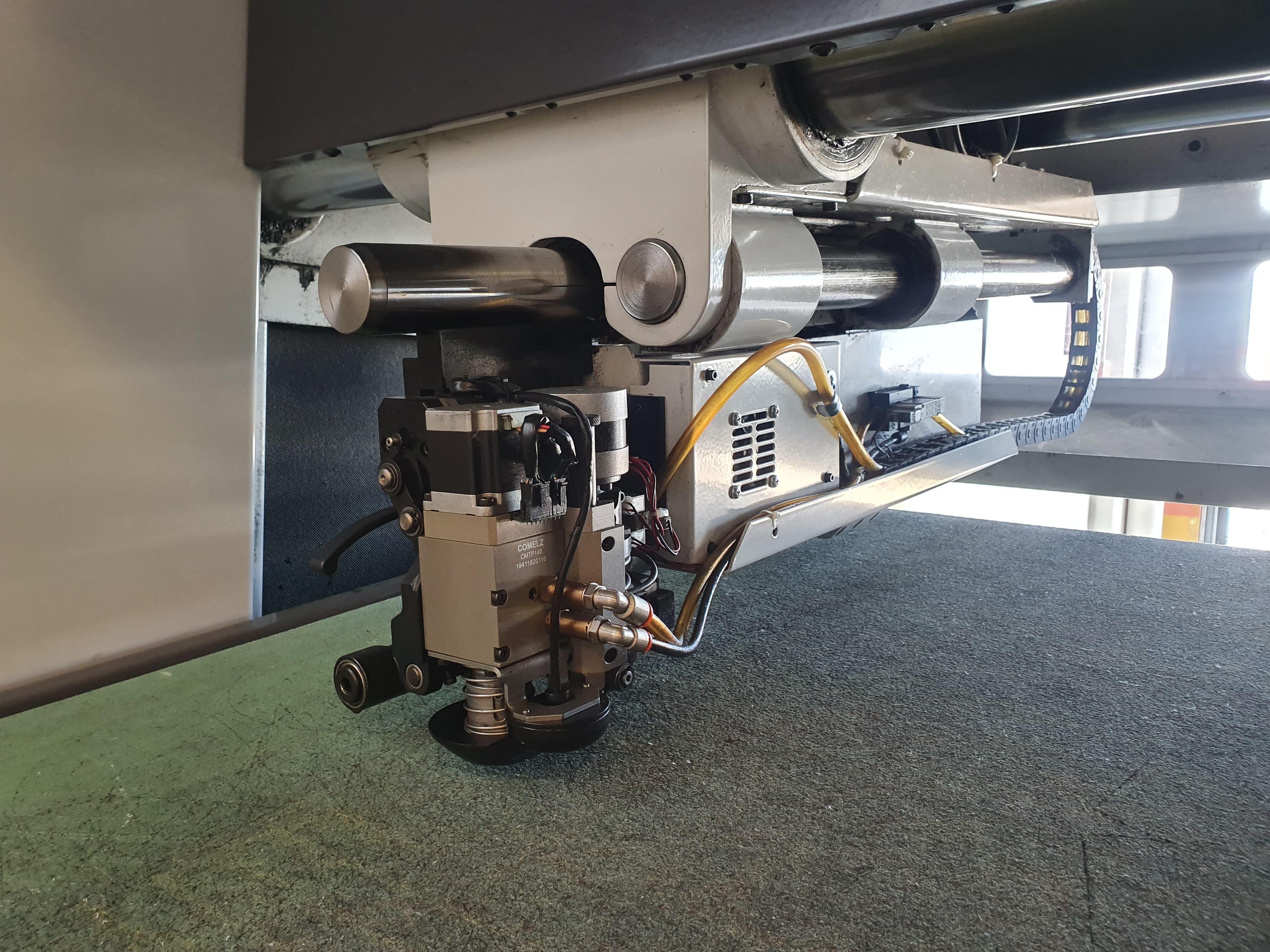 Máquina Corte Comelz Modelo CZ/M — image 10