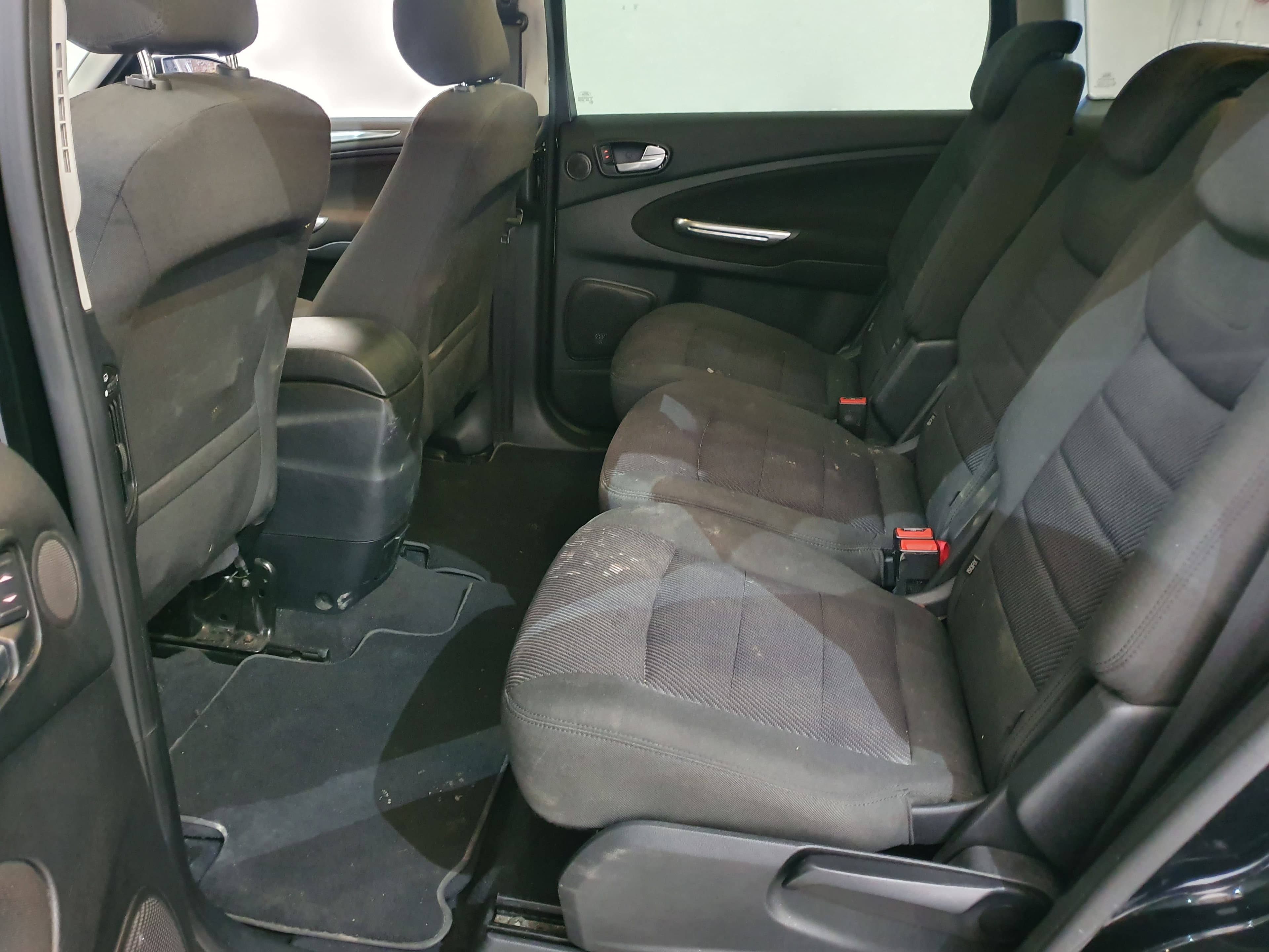 Ford Focus S-Max 2.0 TDCI · Ano 2013 — imagen 29