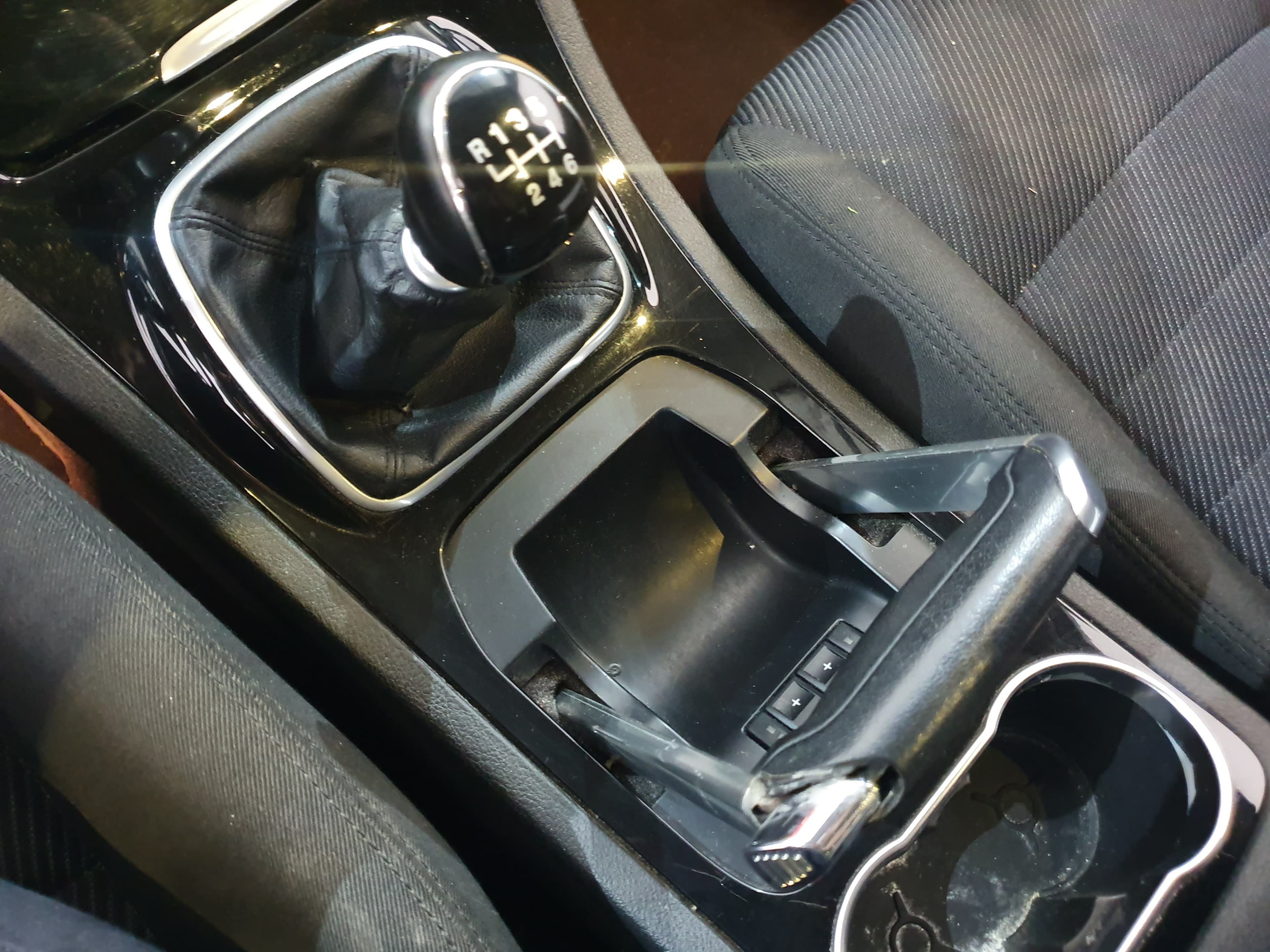 Ford Focus S-Max 2.0 TDCI · Ano 2013 — imagen 38