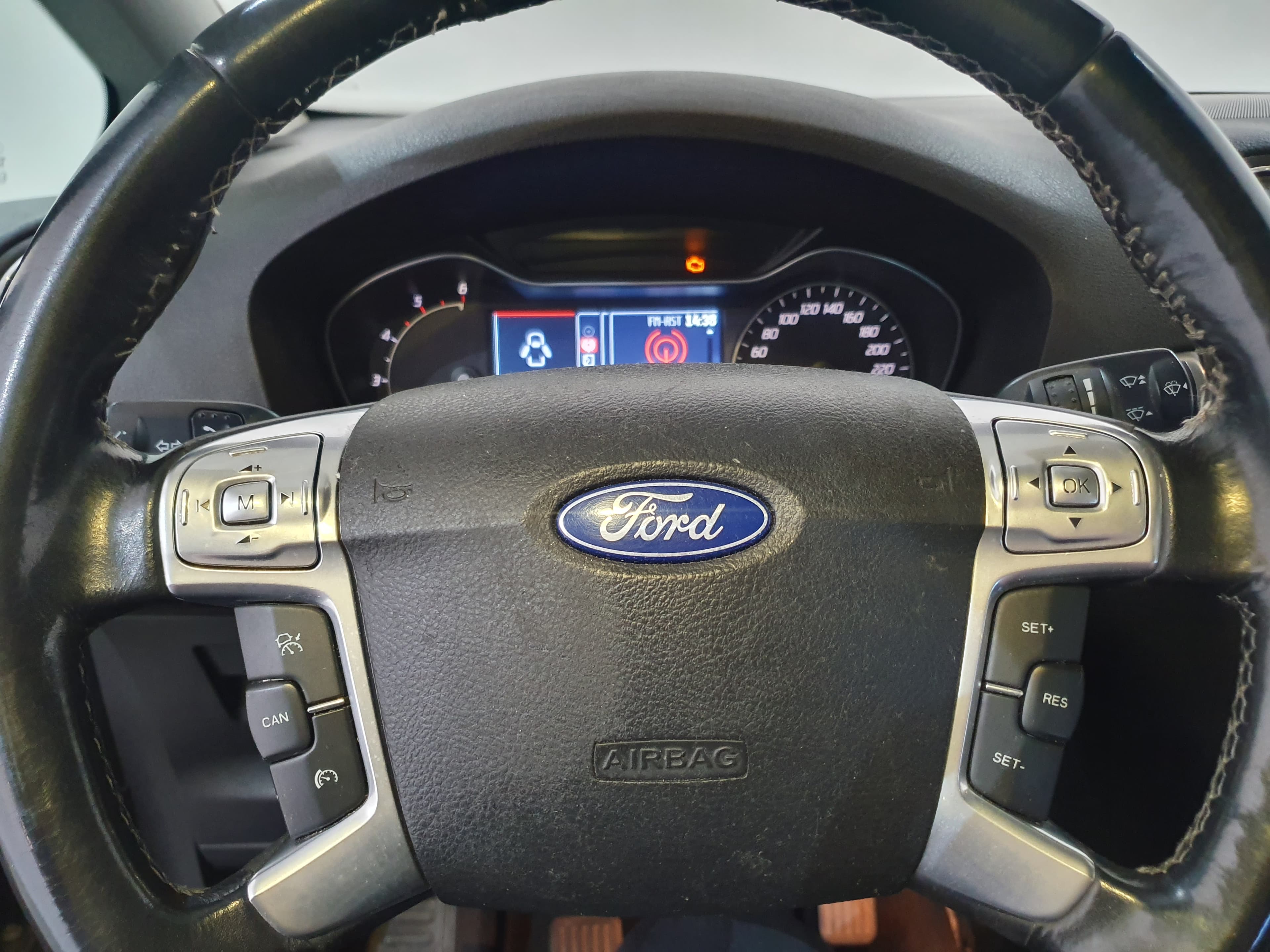 Ford Focus S-Max 2.0 TDCI · Ano 2013 — imagen 40