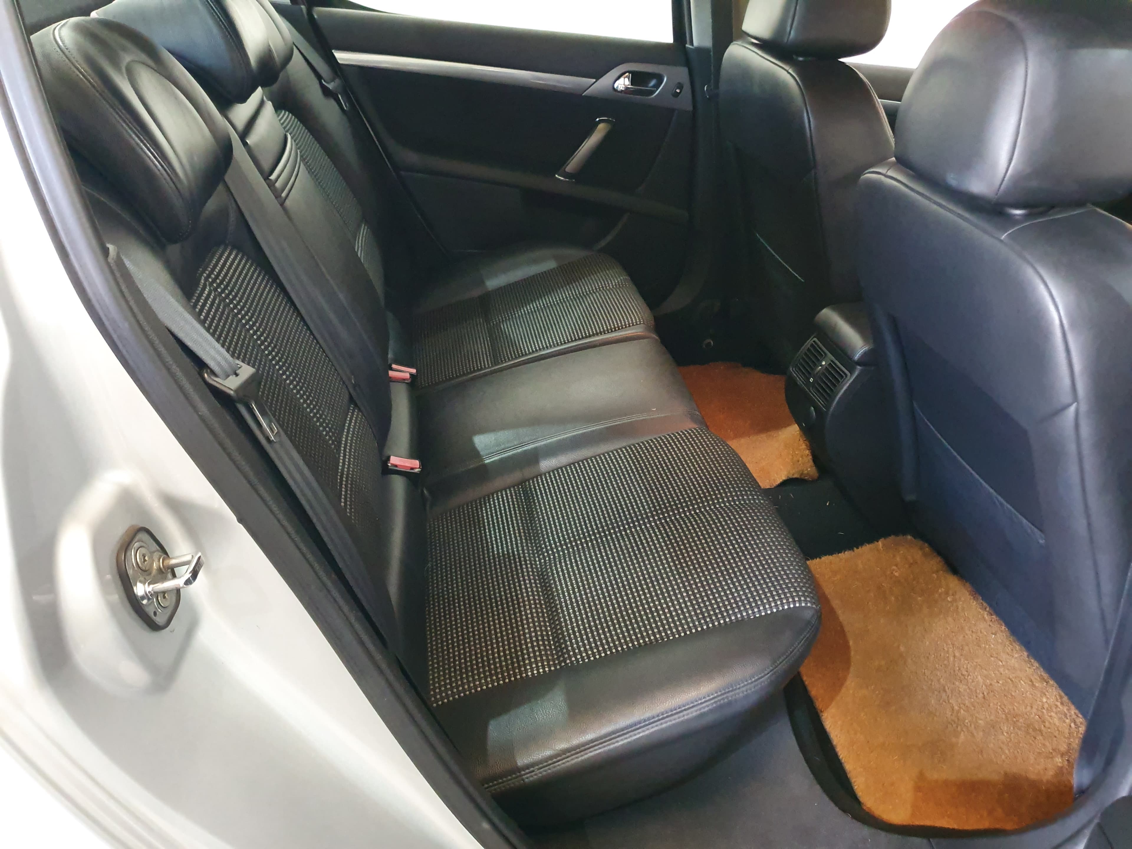 Peugeot 407 · Ano 2006 — imagen 20