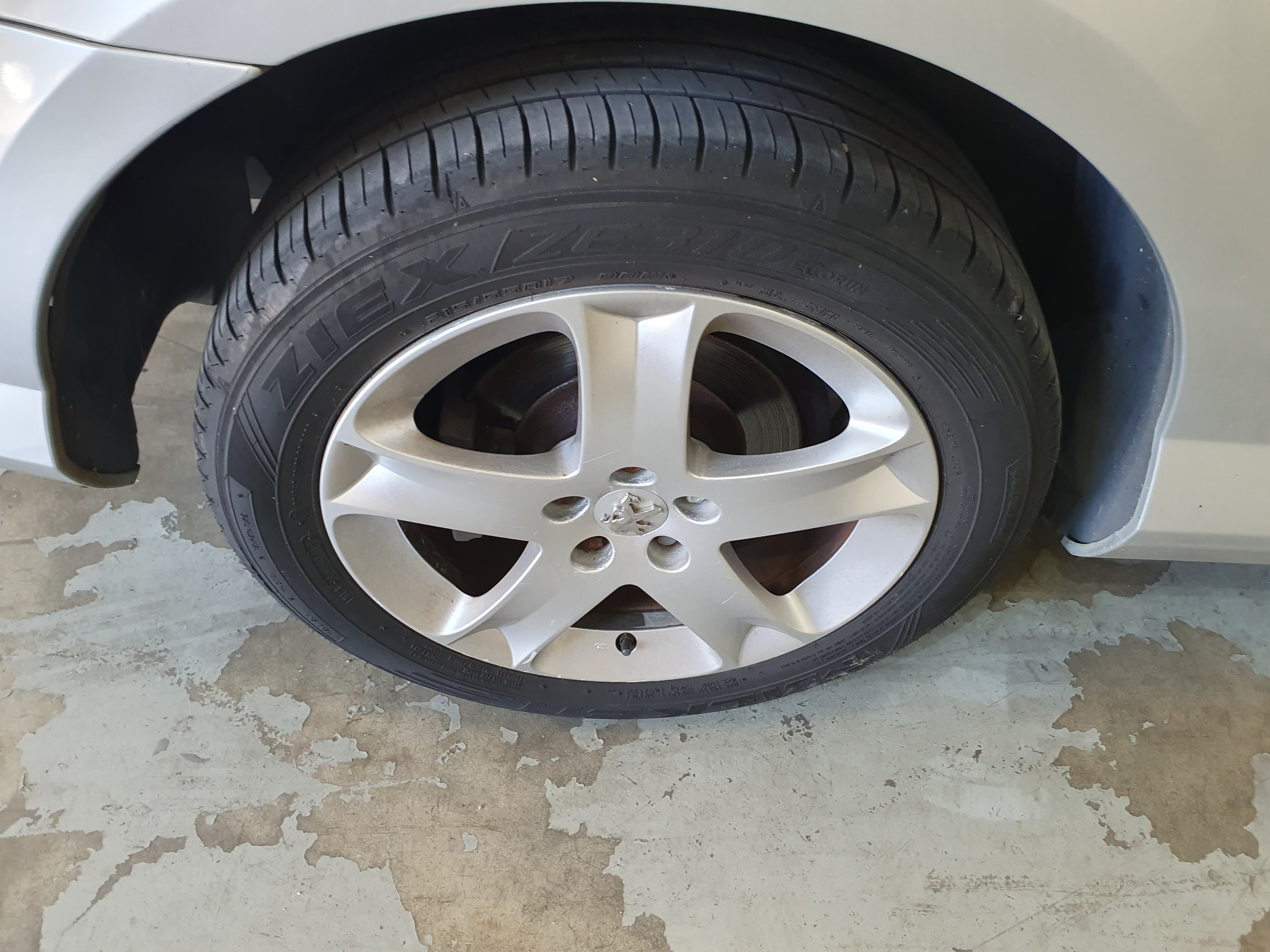 Peugeot 407 · Ano 2006 — imagen 18
