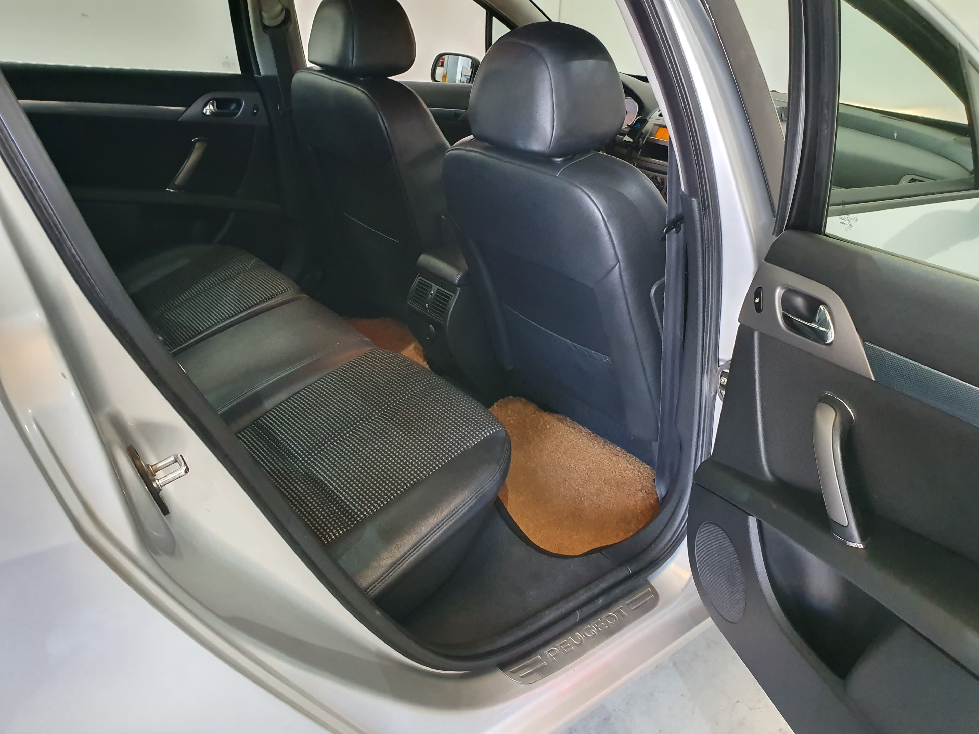 Peugeot 407 · Ano 2006 — imagen 22