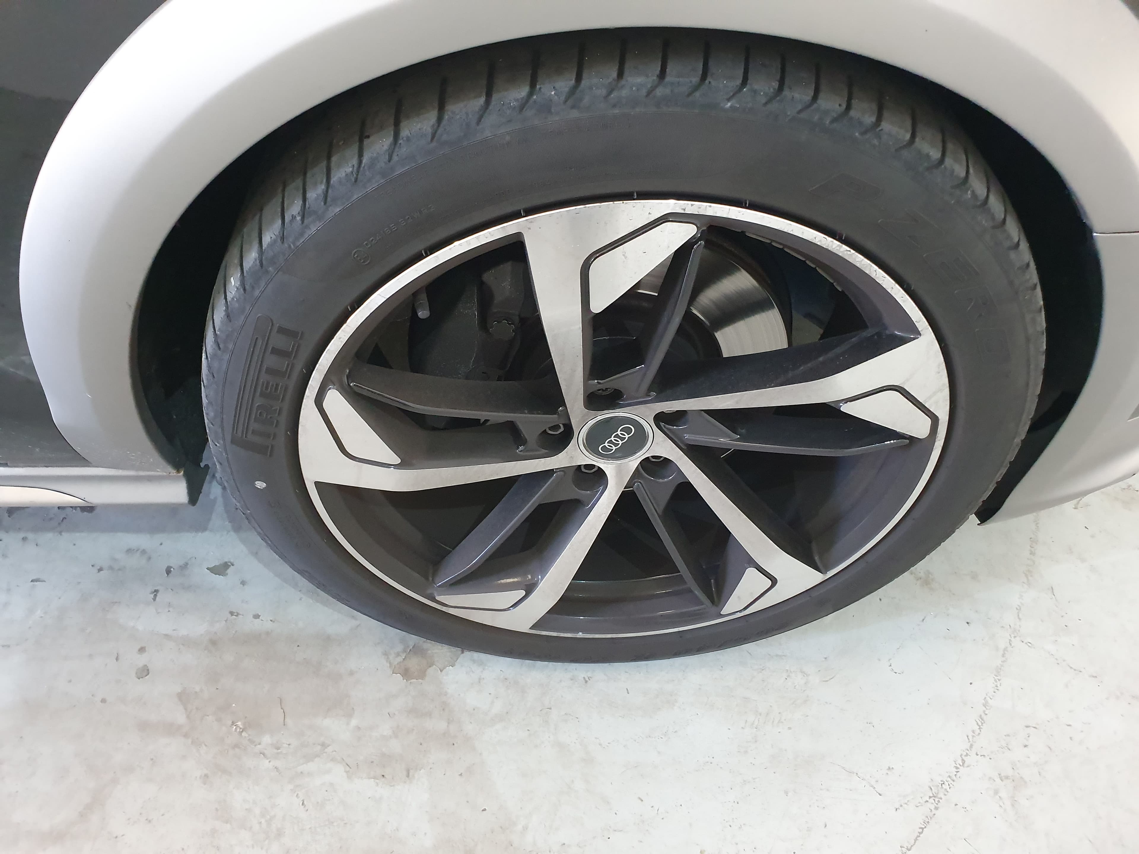 Audi A6 3.0 TDI Allroad · Ano 2013 — imagem 18