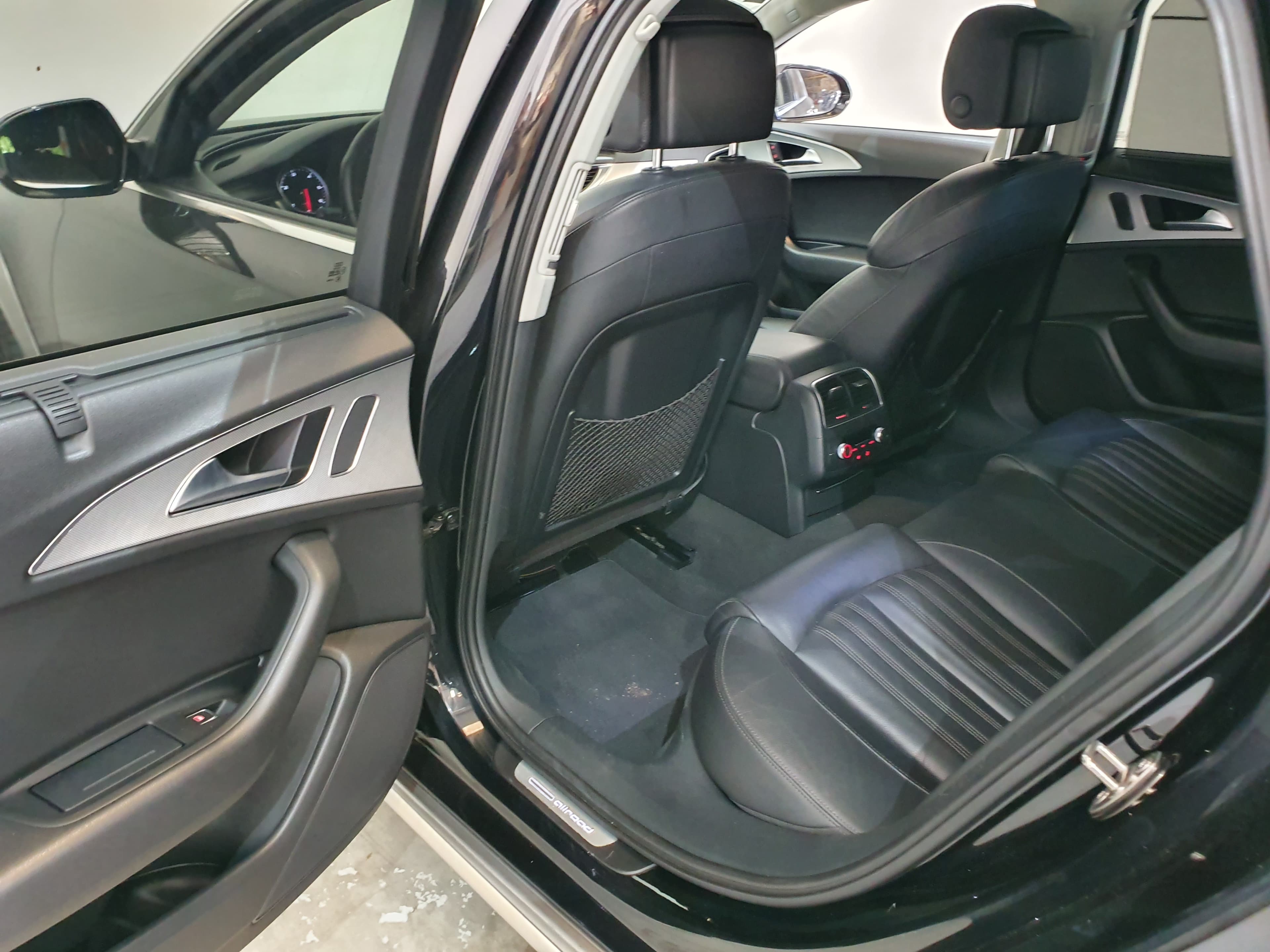 Audi A6 3.0 TDI Allroad · Ano 2013 — imagem 30