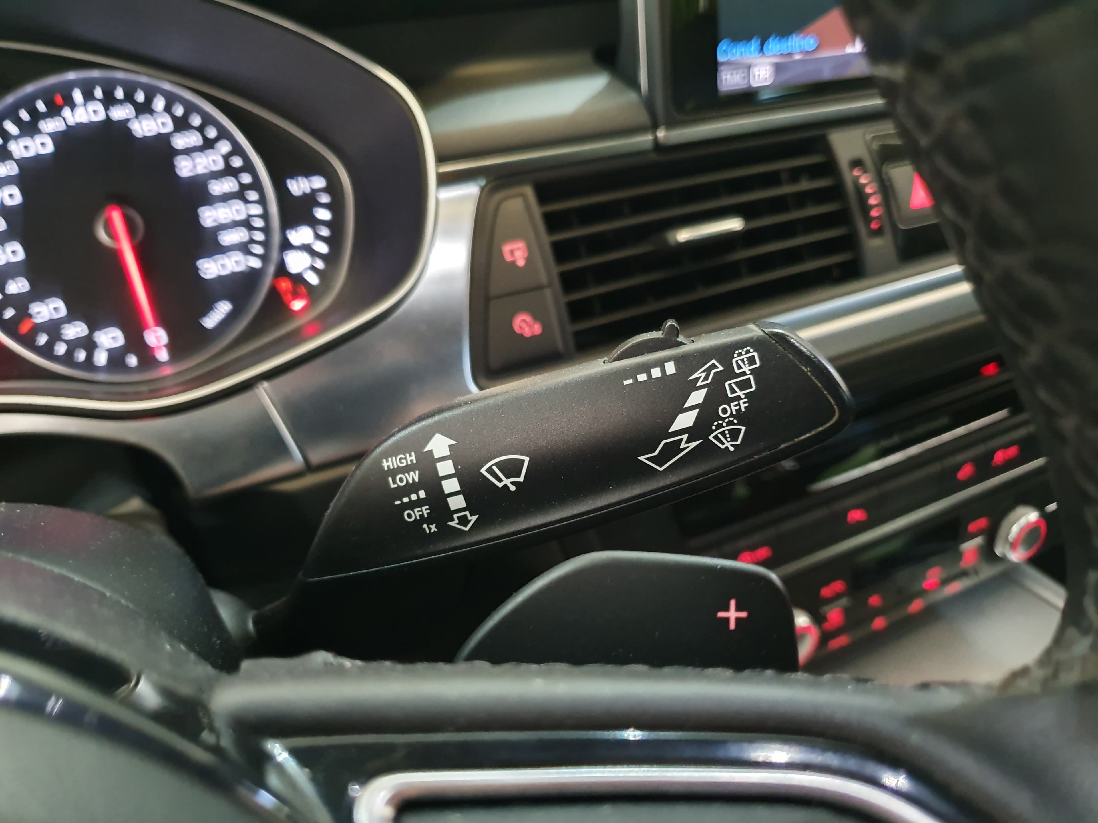 Audi A6 3.0 TDI Allroad · Ano 2013 — imagem 44