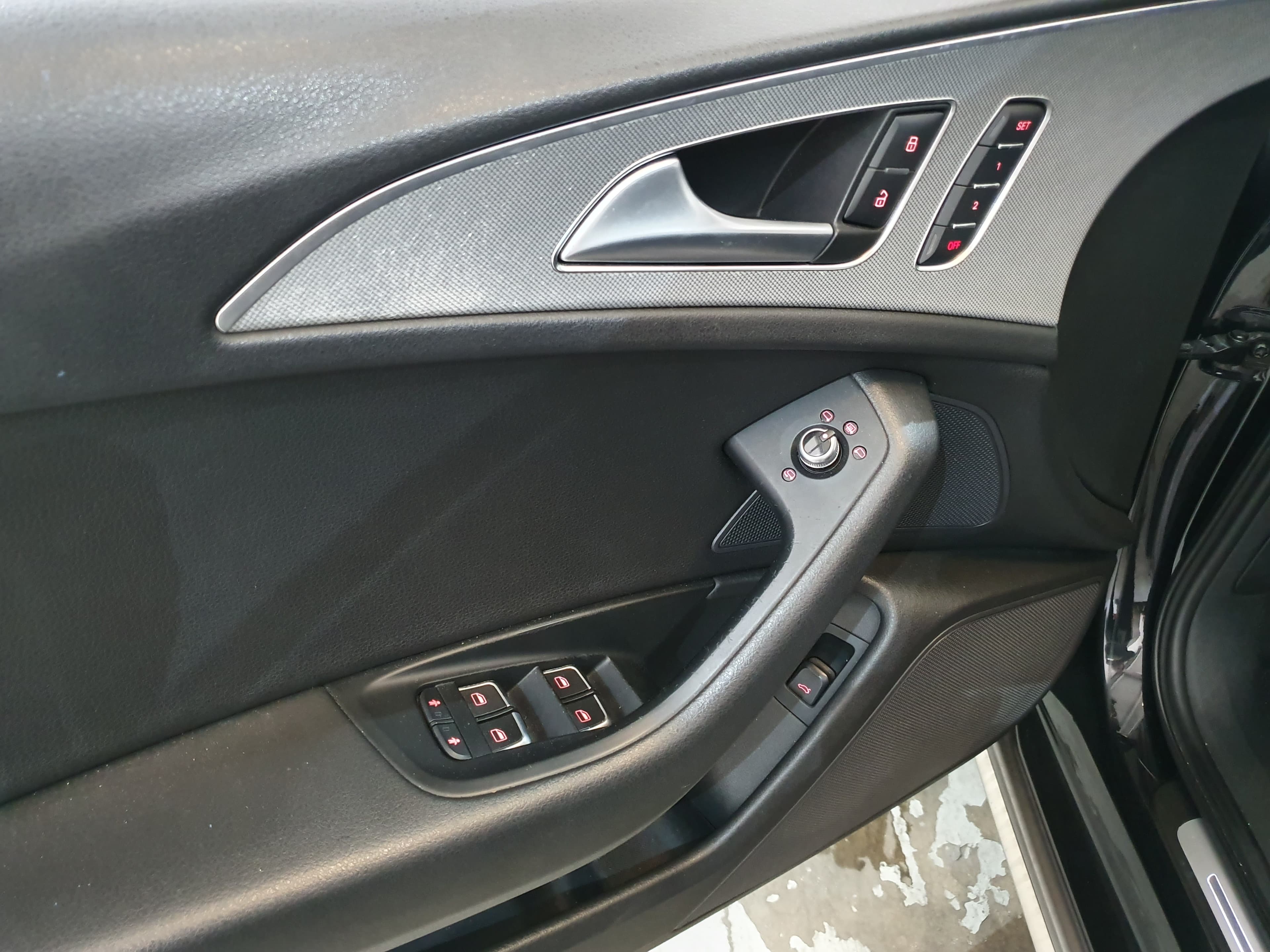 Audi A6 3.0 TDI Allroad · Ano 2013 — imagem 29