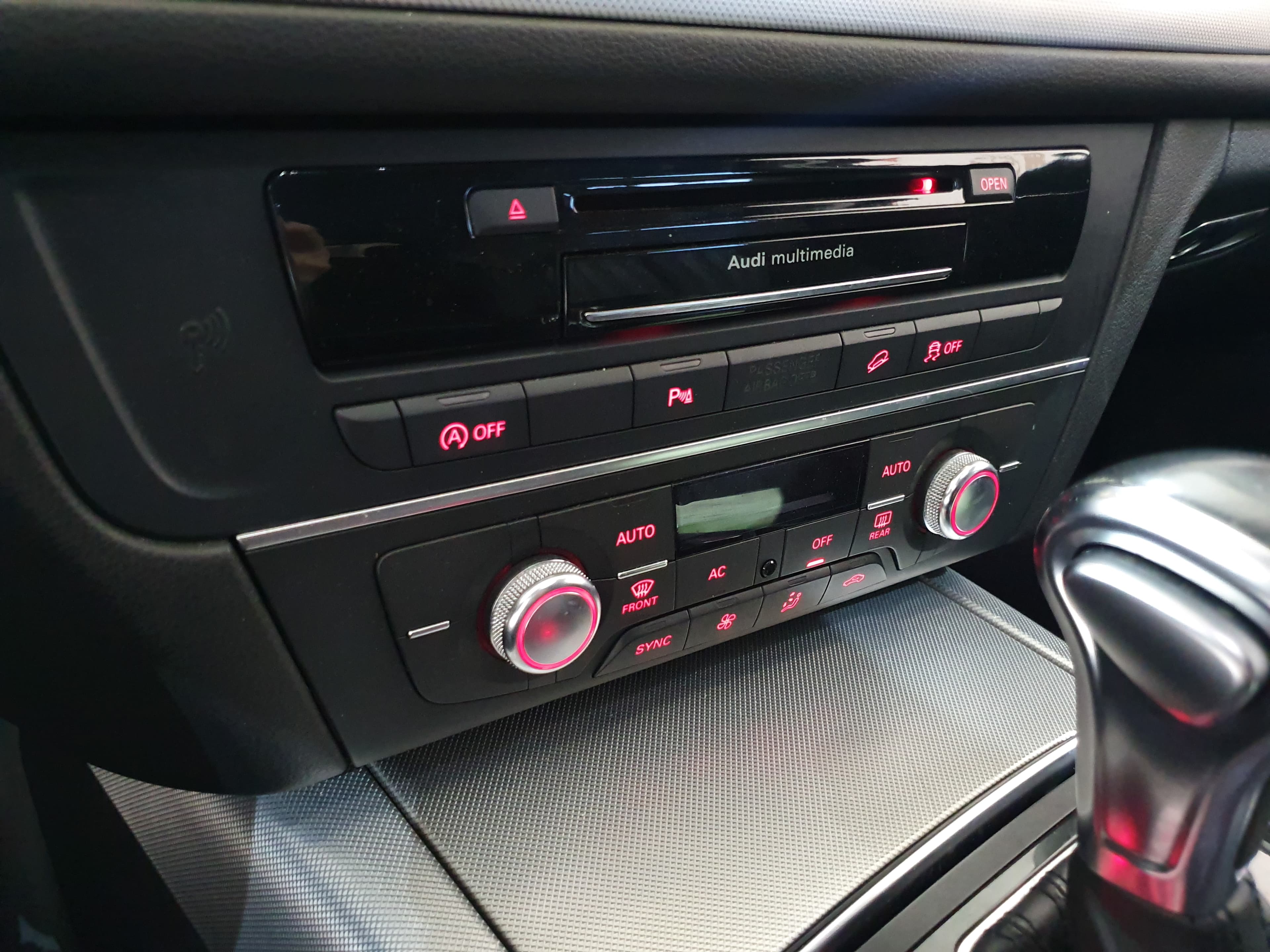 Audi A6 3.0 TDI Allroad · Ano 2013 — imagem 41