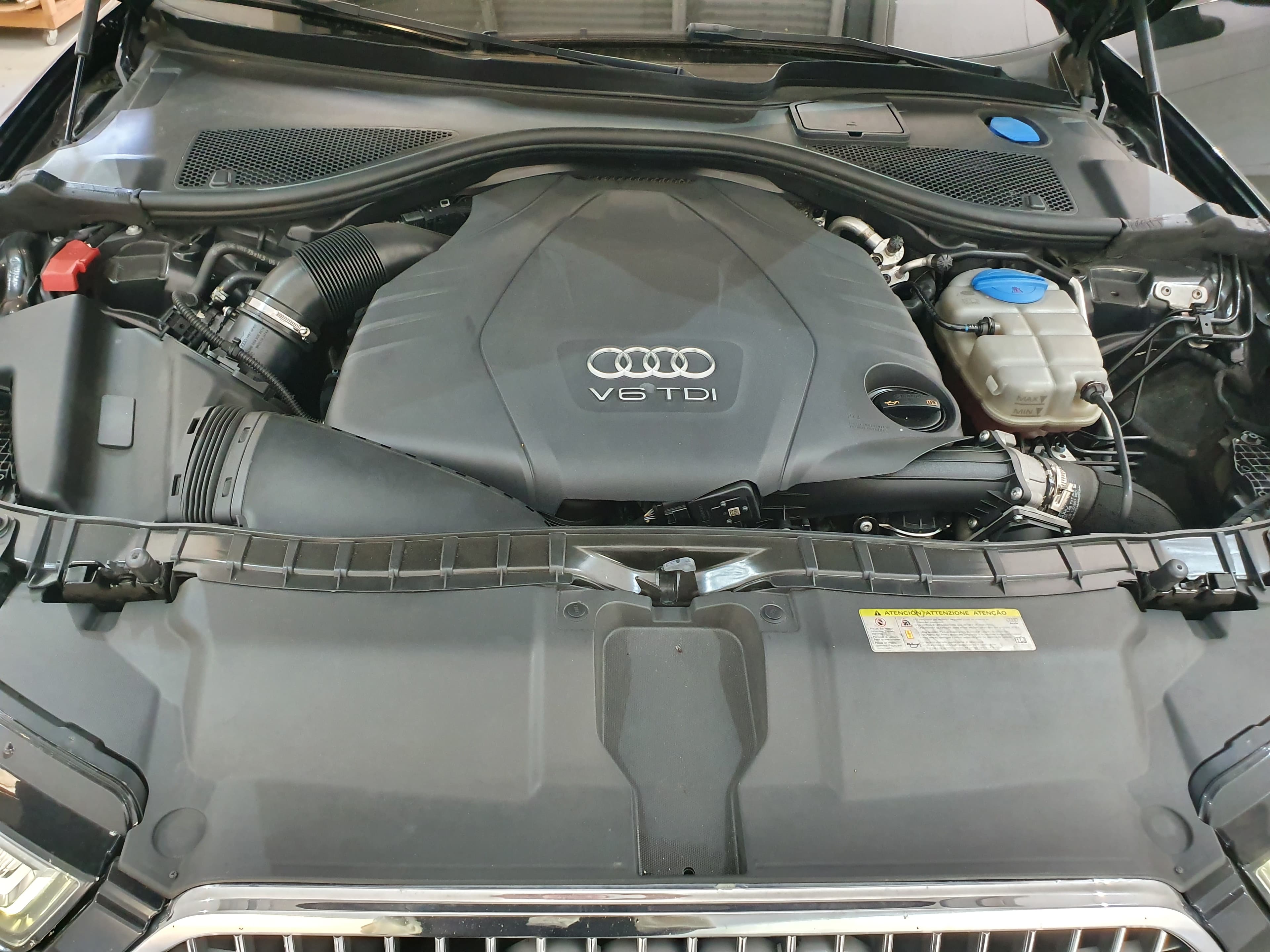 Audi A6 3.0 TDI Allroad · Ano 2013 — imagem 14