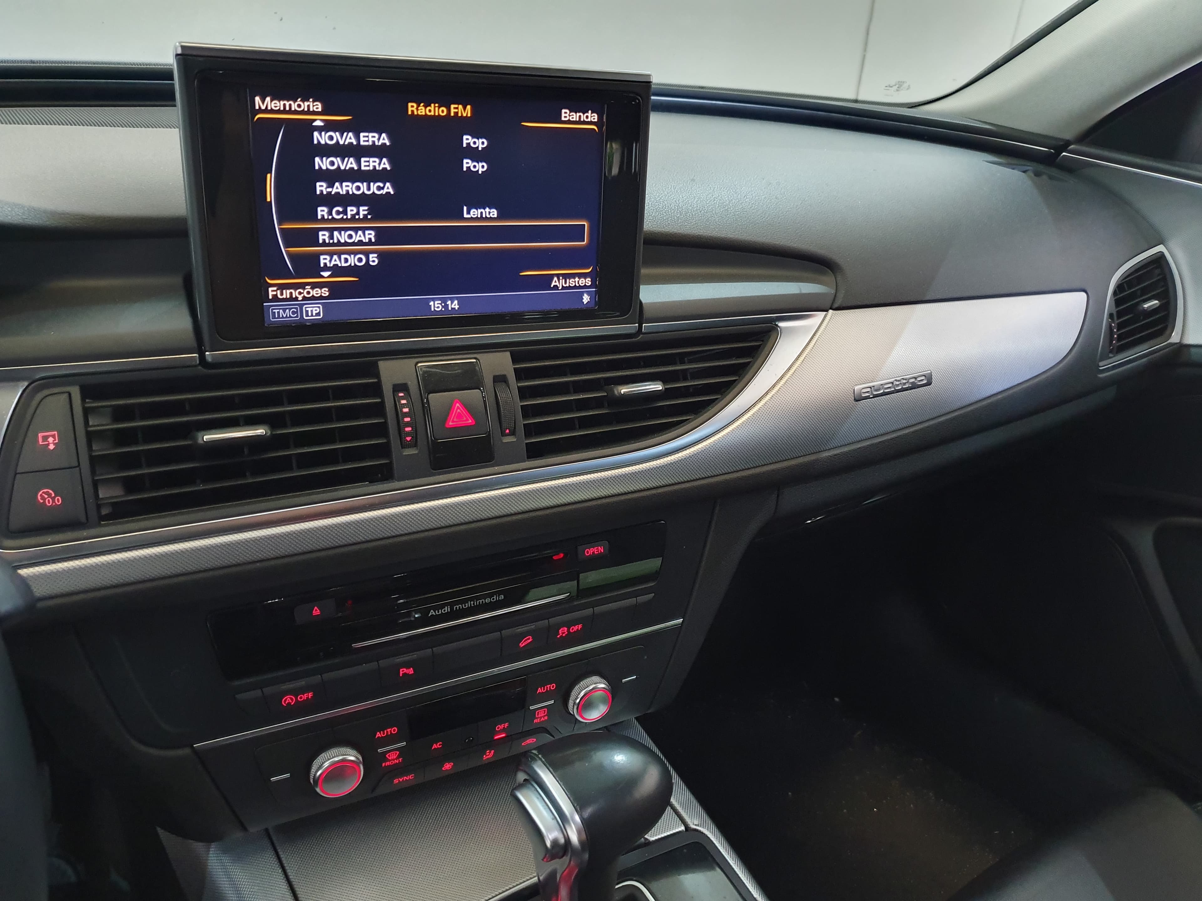 Audi A6 3.0 TDI Allroad · Ano 2013 — imagem 33