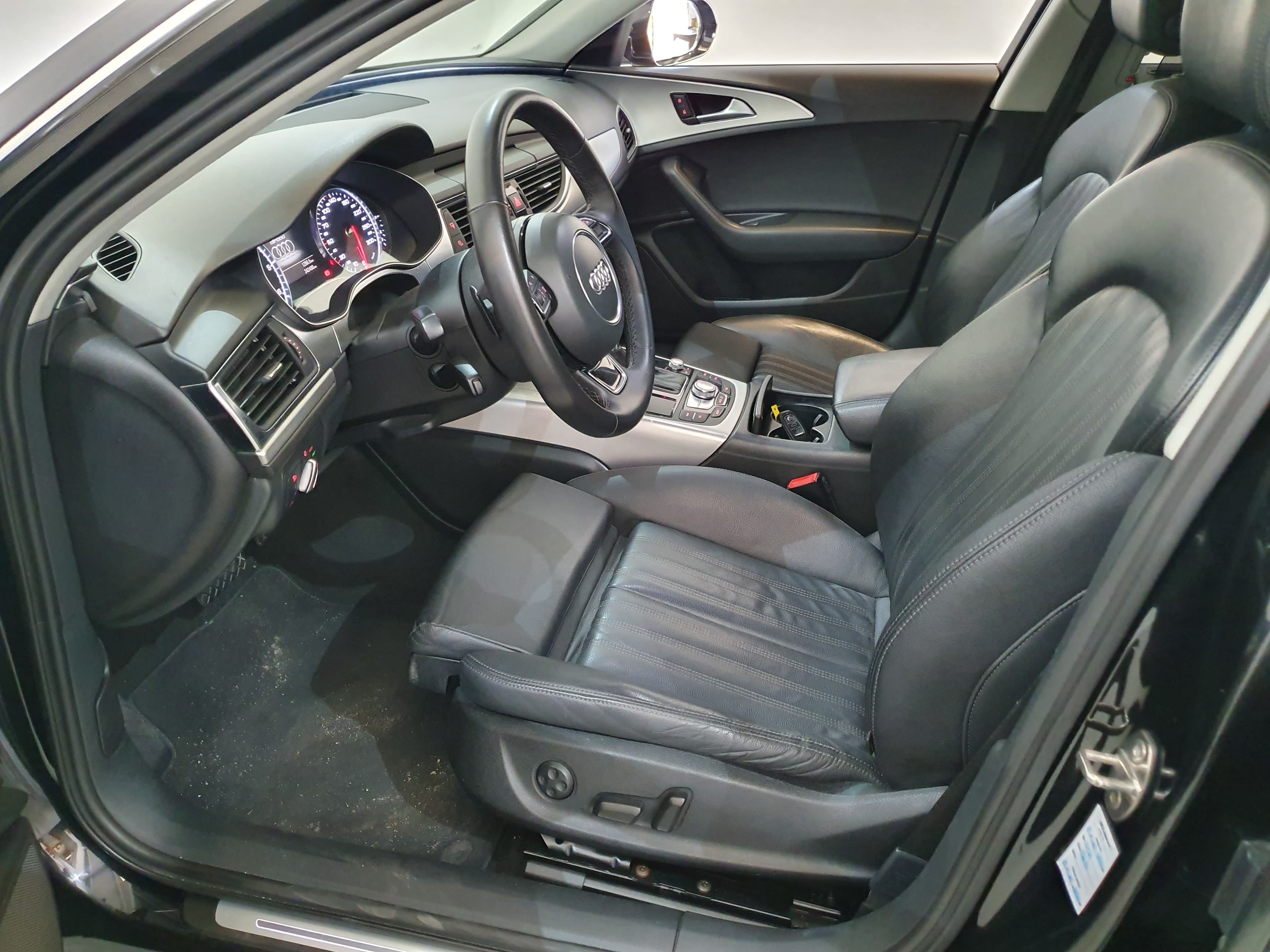 Audi A6 3.0 TDI Allroad · Ano 2013 — imagem 34