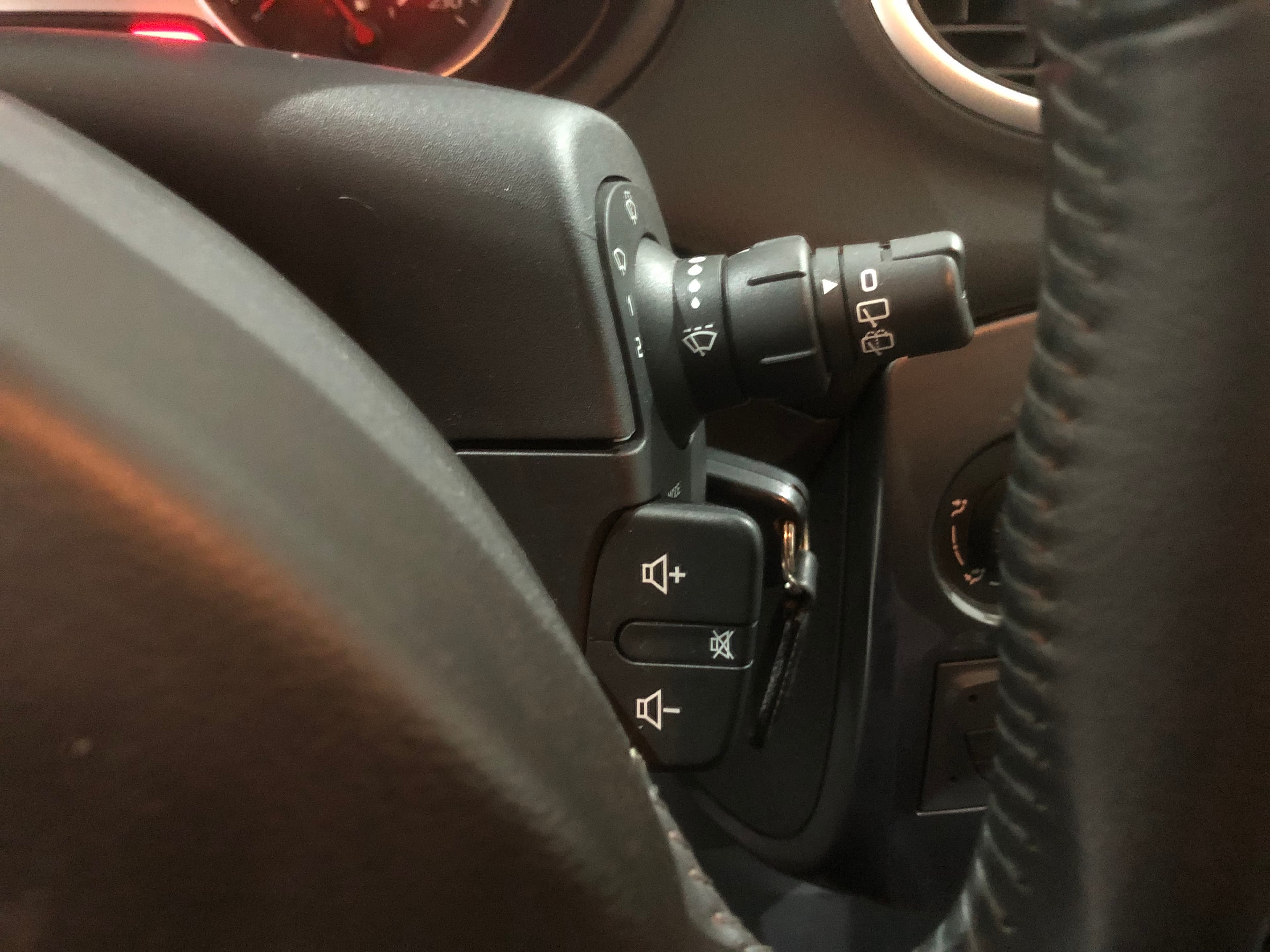 Renault Clio 1.5 DCI · Ano 2012 — imagem 25