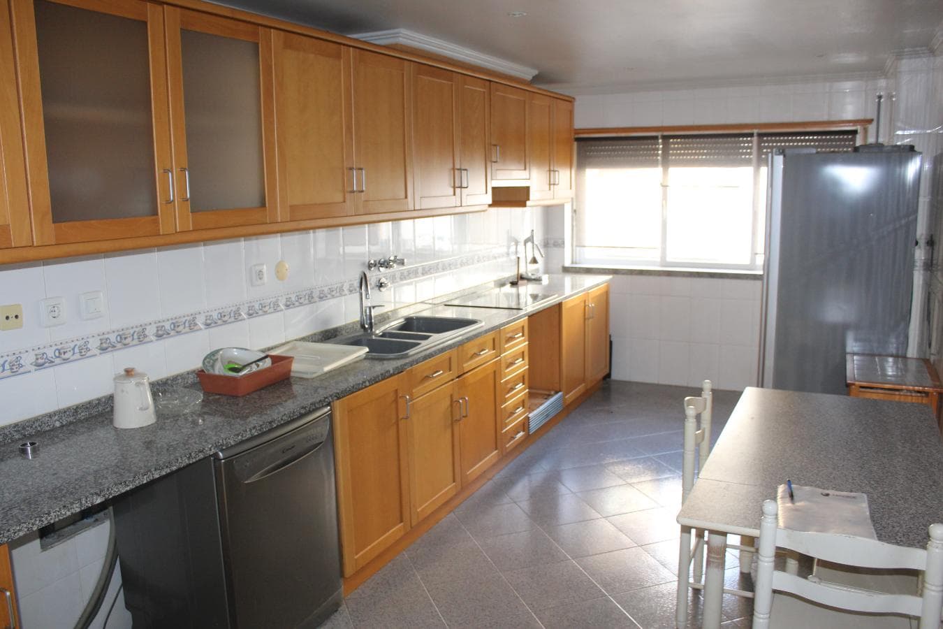 Apartamento T3 c/ 2 Lugares de Garagem · Sintra — imagem 5