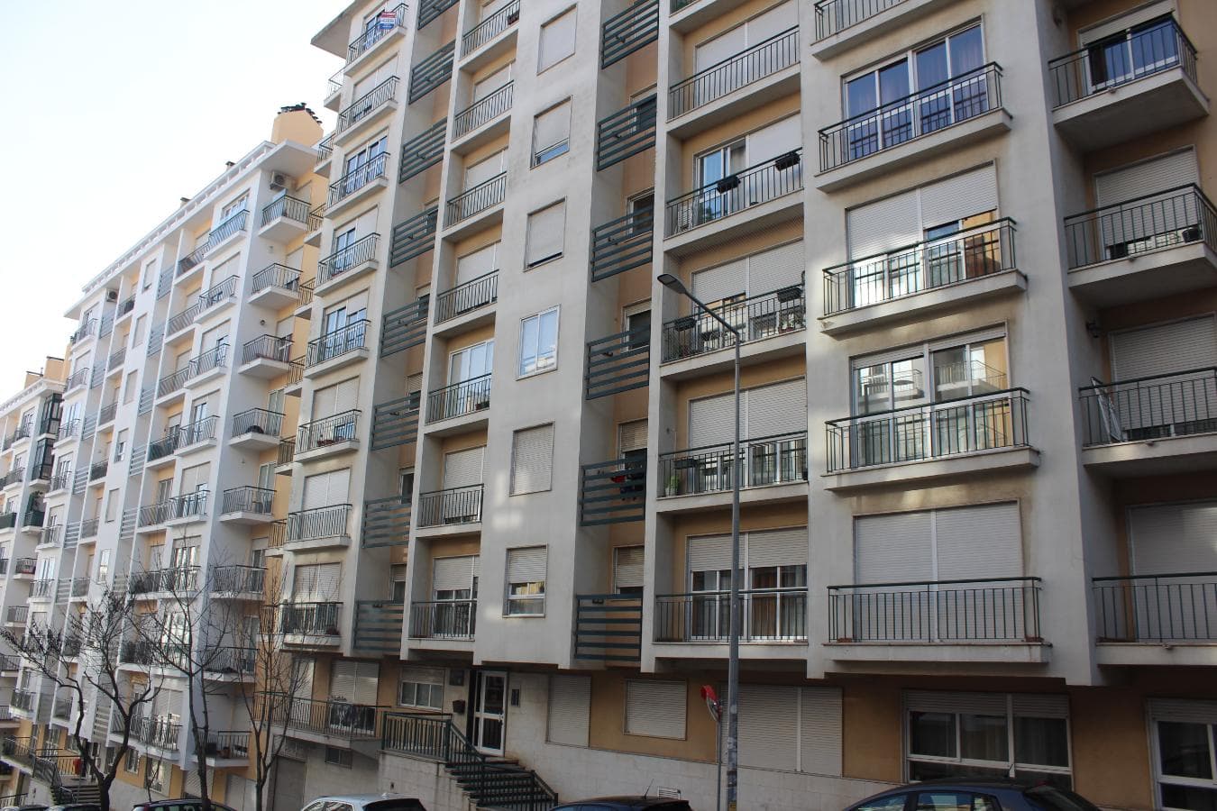 Apartamento T3 c/ 2 Lugares de Garagem · Sintra — imagem 4