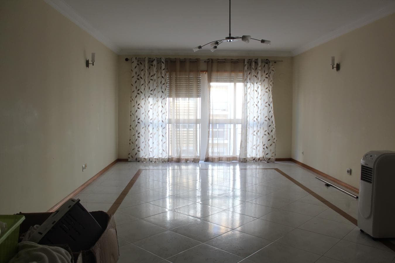 Apartamento T3 c/ 2 Lugares de Garagem · Sintra — imagem 9