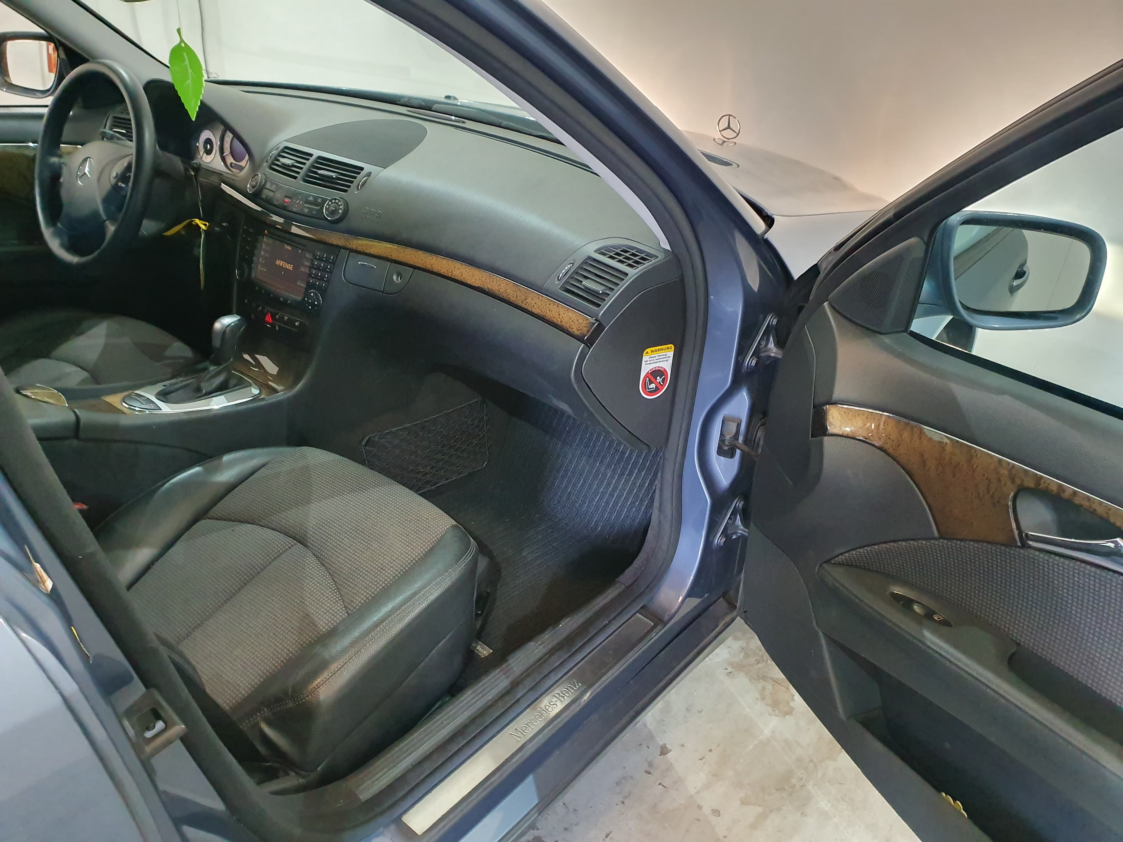 Mercedes-Benz E220 CDI · Ano 2006 — image 21