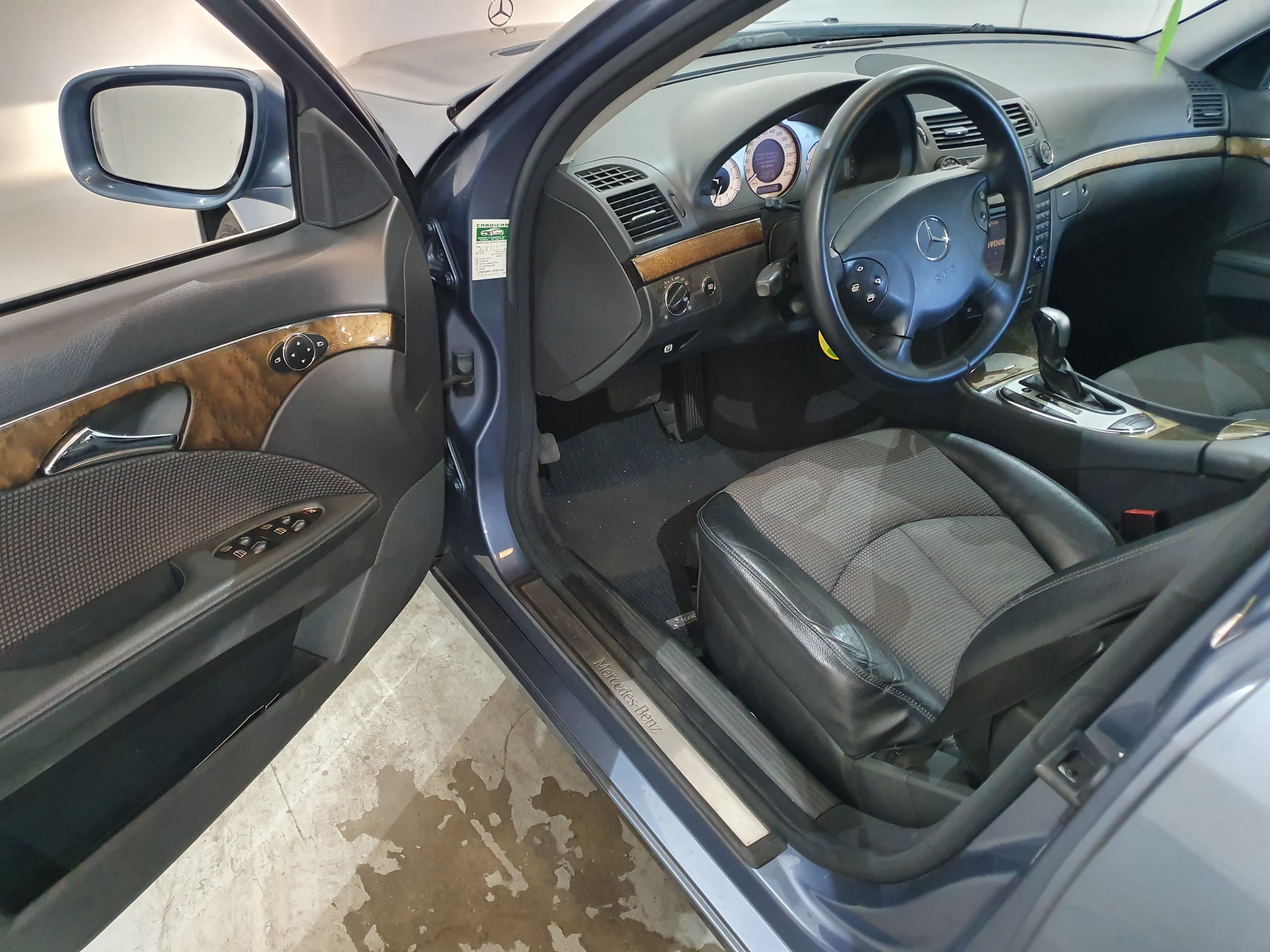 Mercedes-Benz E220 CDI · Ano 2006 — image 27