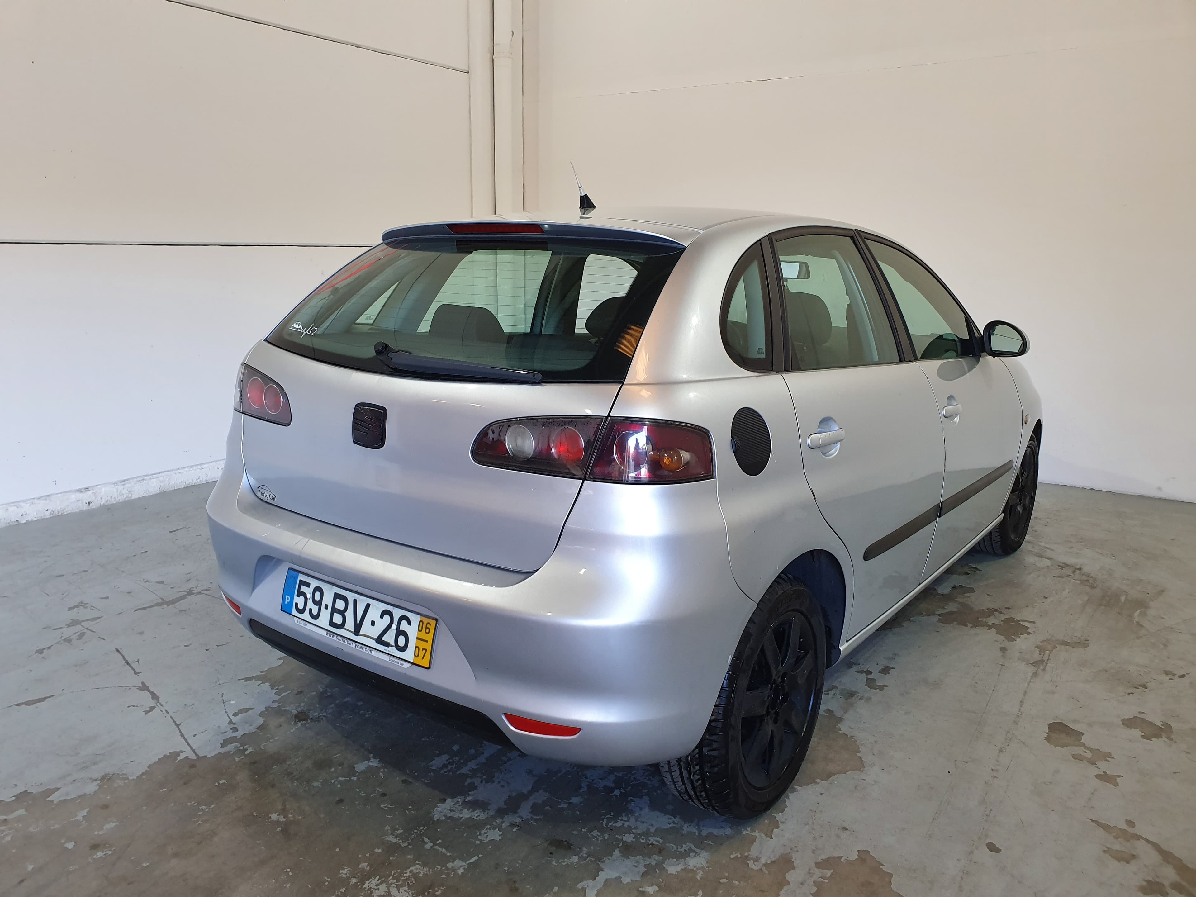 Seat Ibiza 1.4 TDI · Ano 2006 — image 5