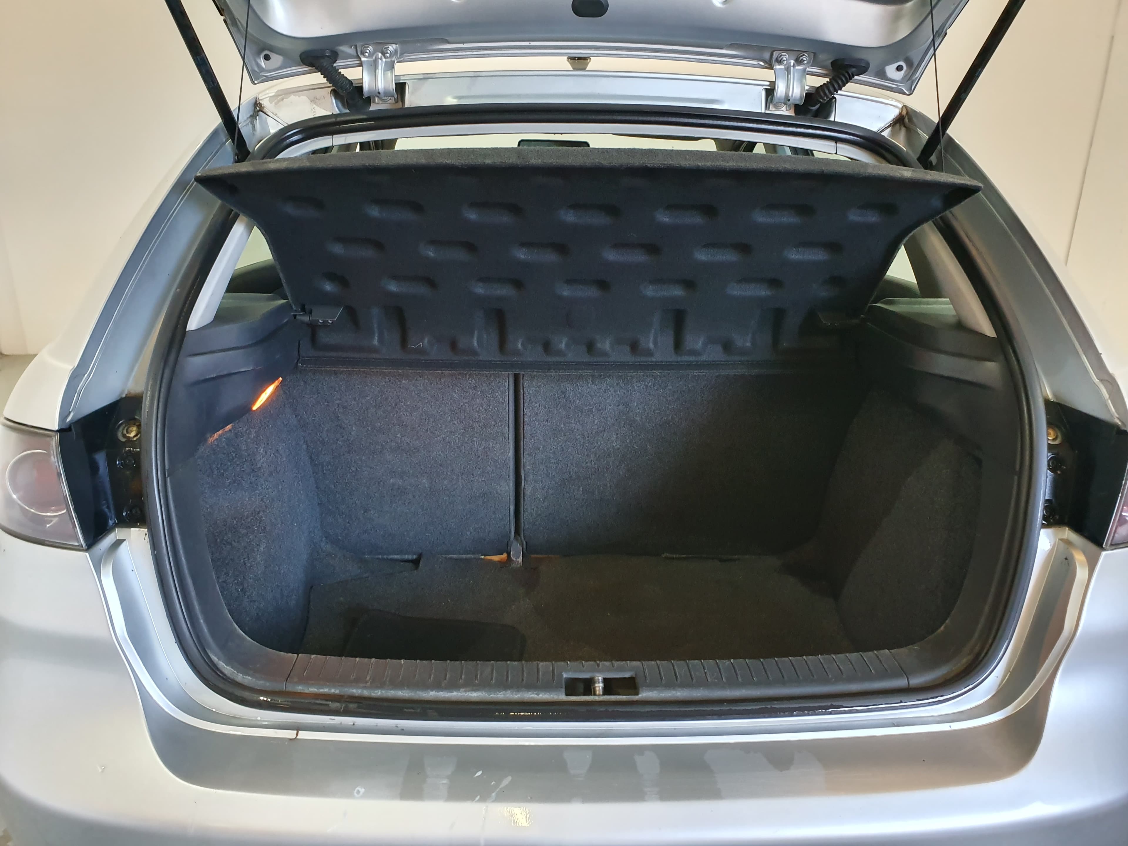 Seat Ibiza 1.4 TDI · Ano 2006 — image 6