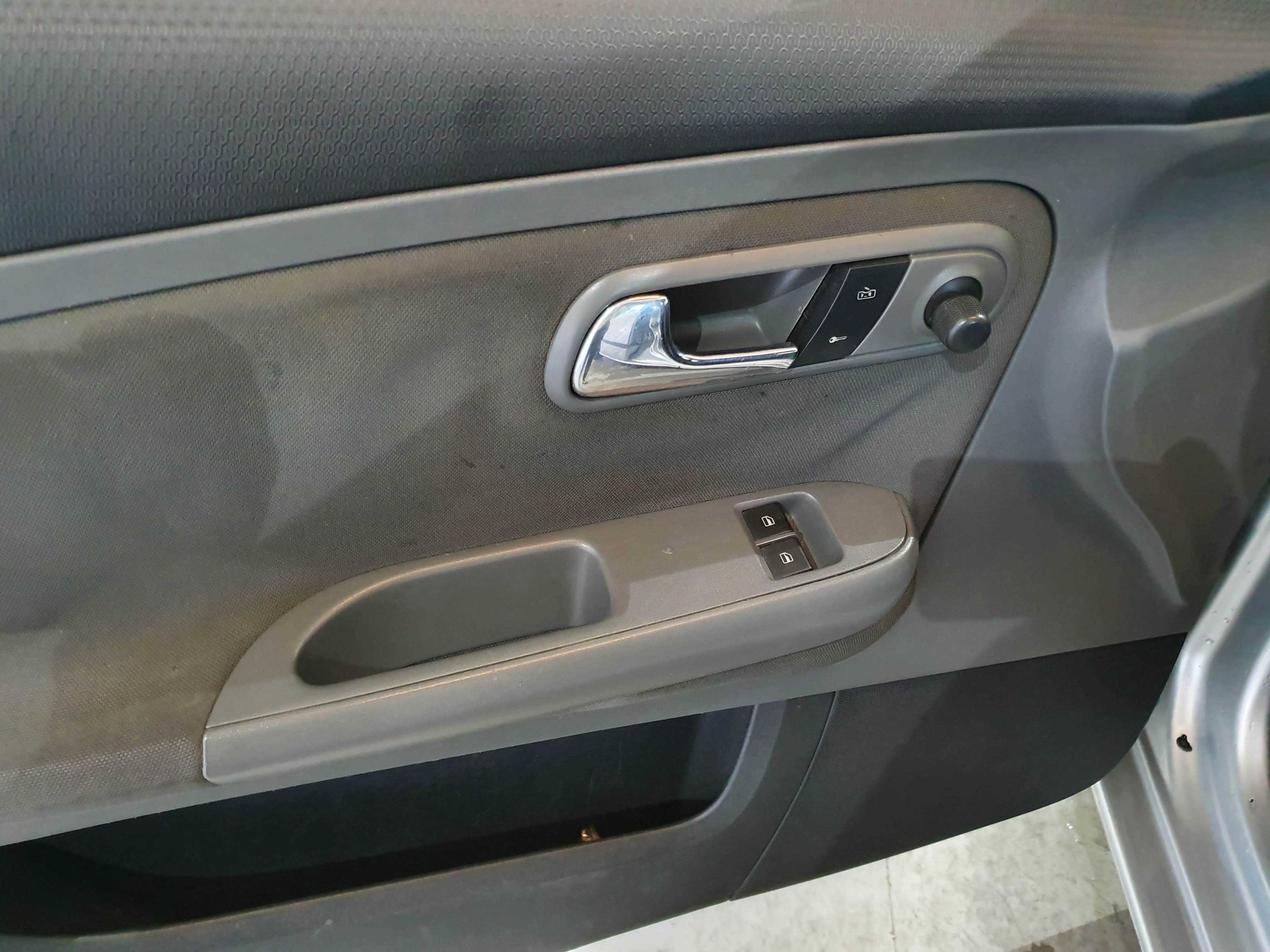 Seat Ibiza 1.4 TDI · Ano 2006 — image 26