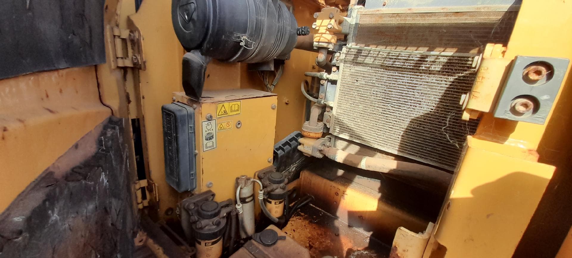 Escavadora de Rastos CAT 312 C — imagem 17