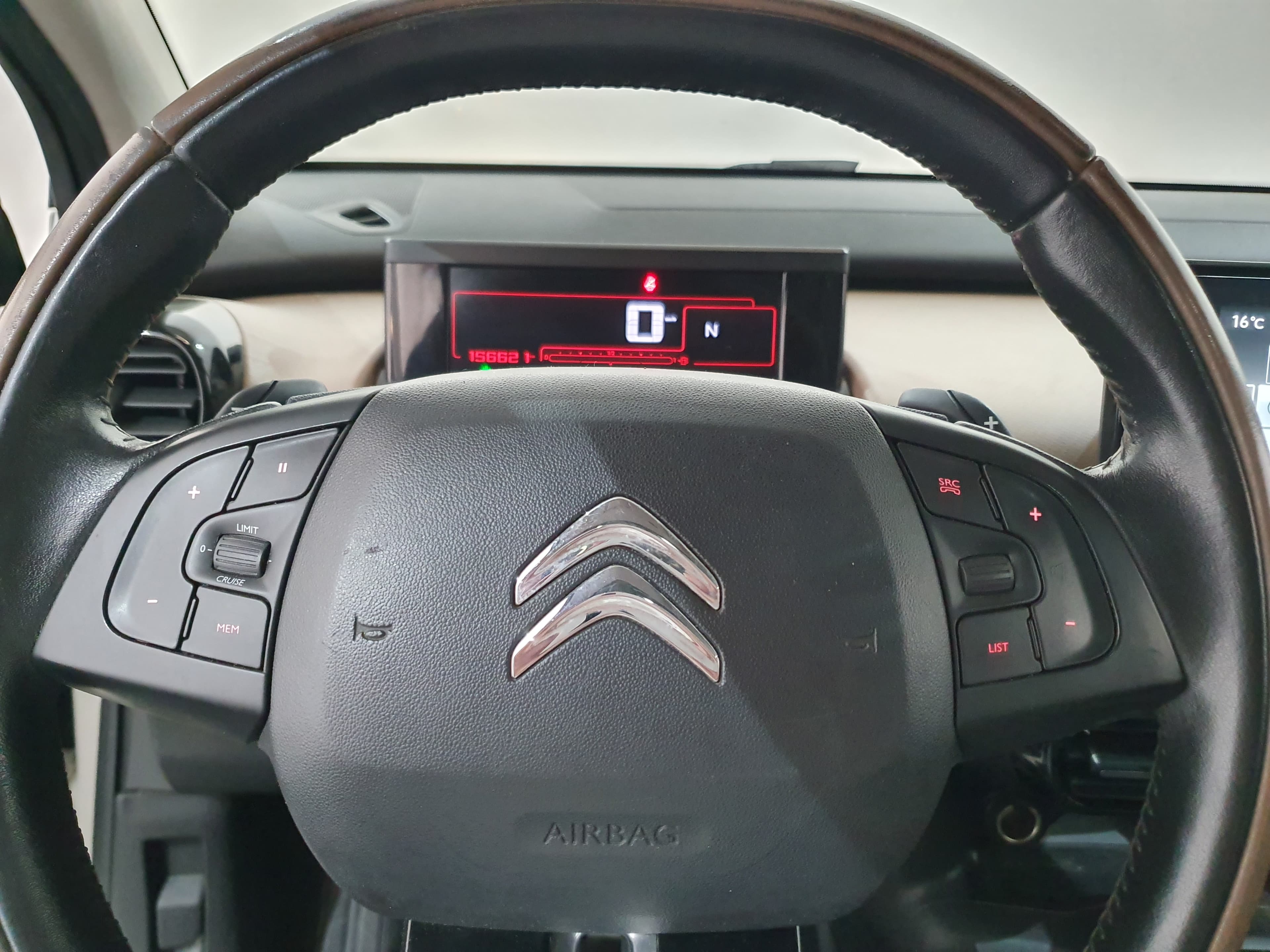 Citroën C4 1.6 HDI · Ano 2014 — imagen 40