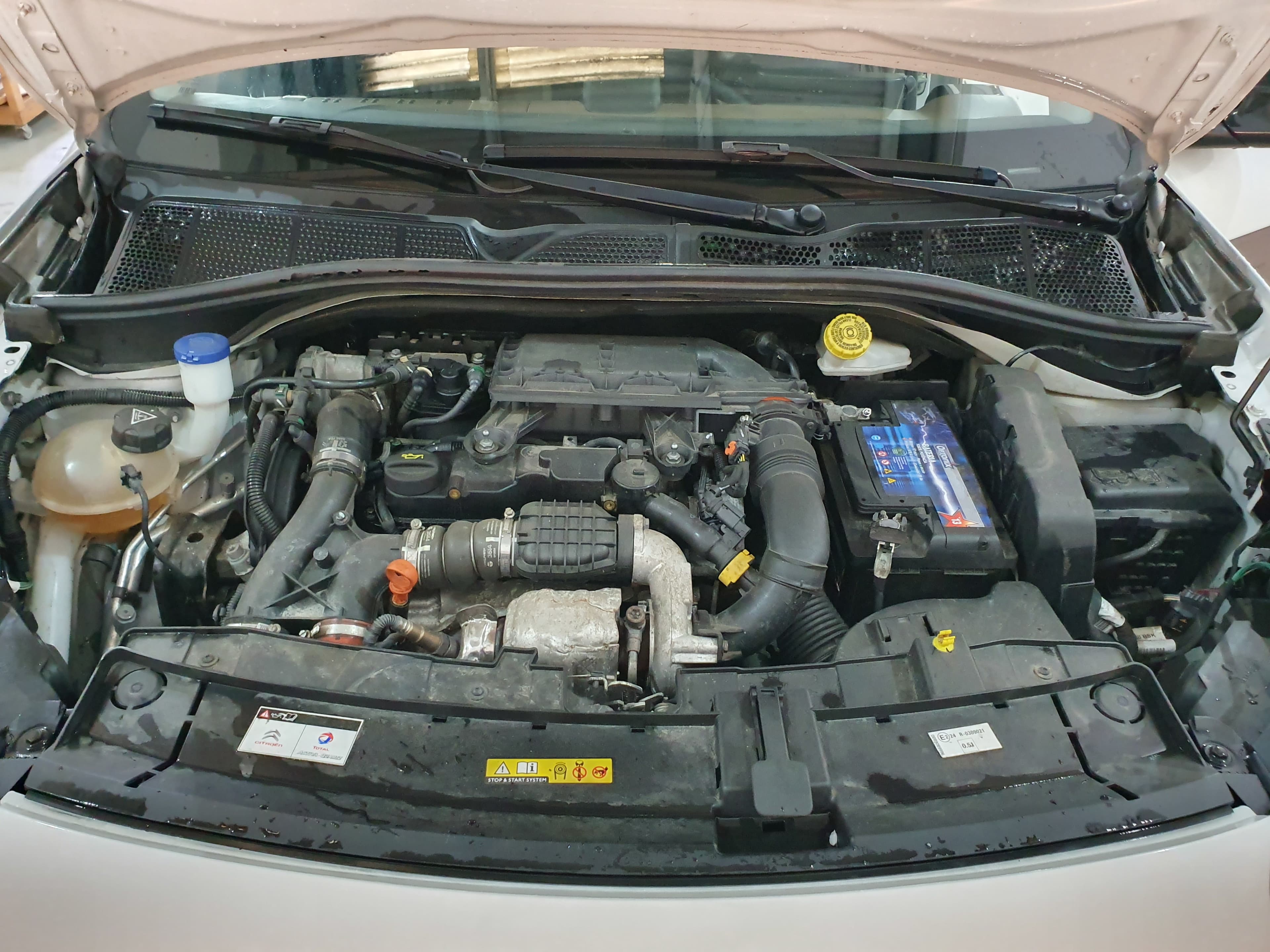 Citroën C4 1.6 HDI · Ano 2014 — imagen 20