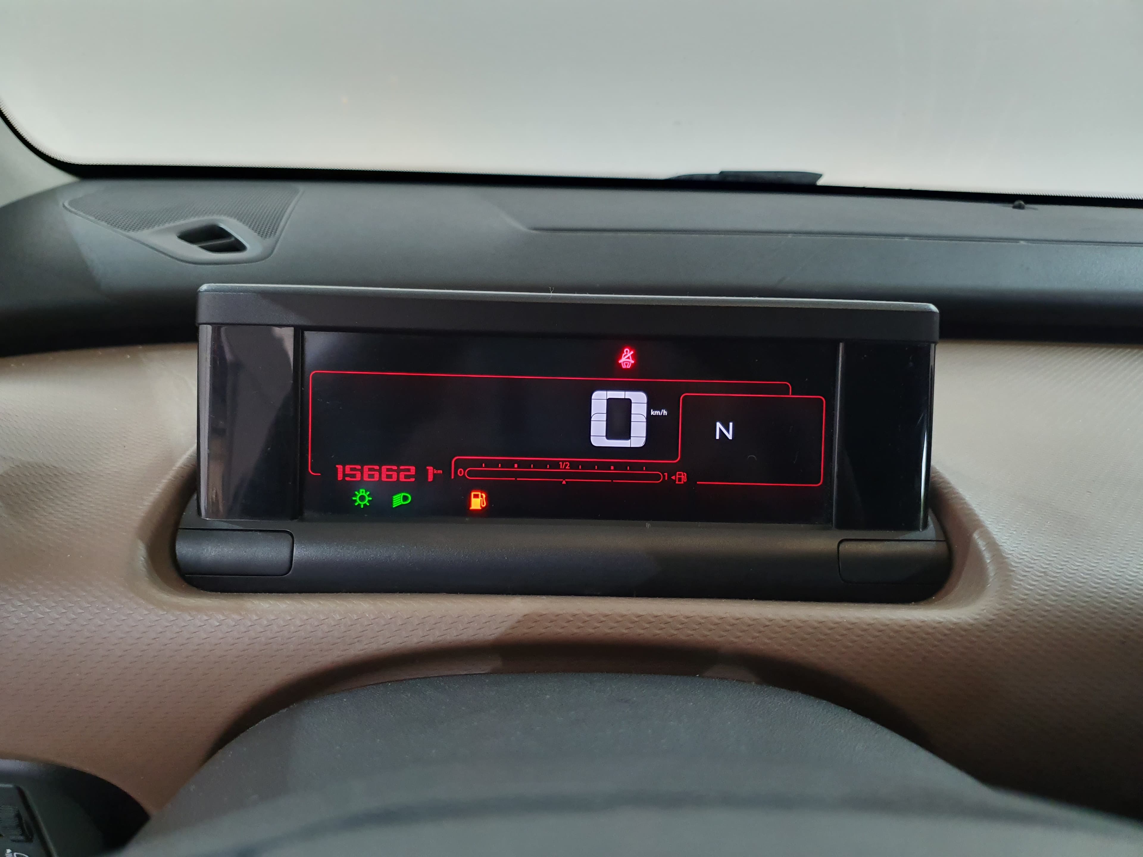 Citroën C4 1.6 HDI · Ano 2014 — imagen 42