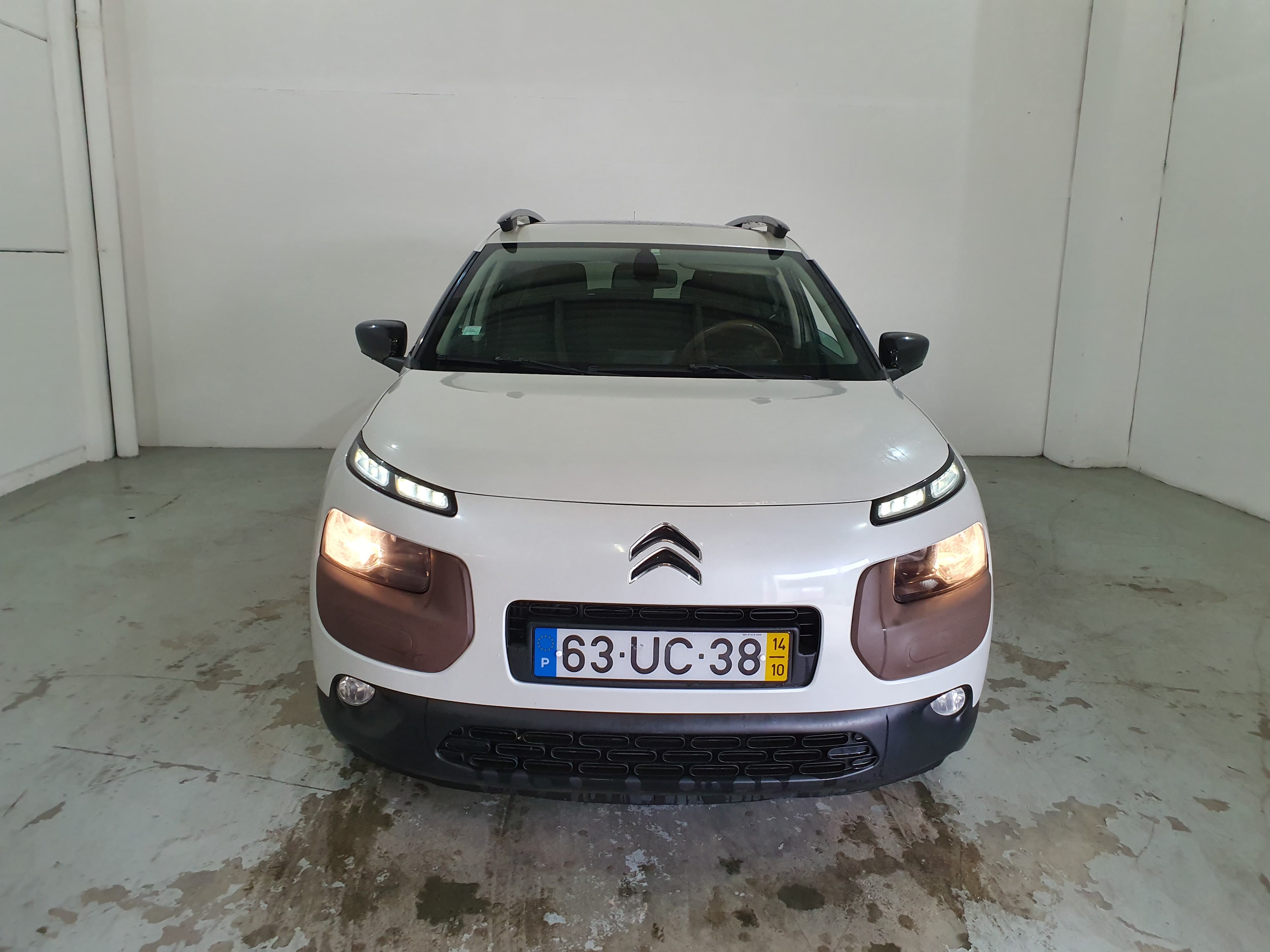 Citroën C4 1.6 HDI · Ano 2014 — imagen 2