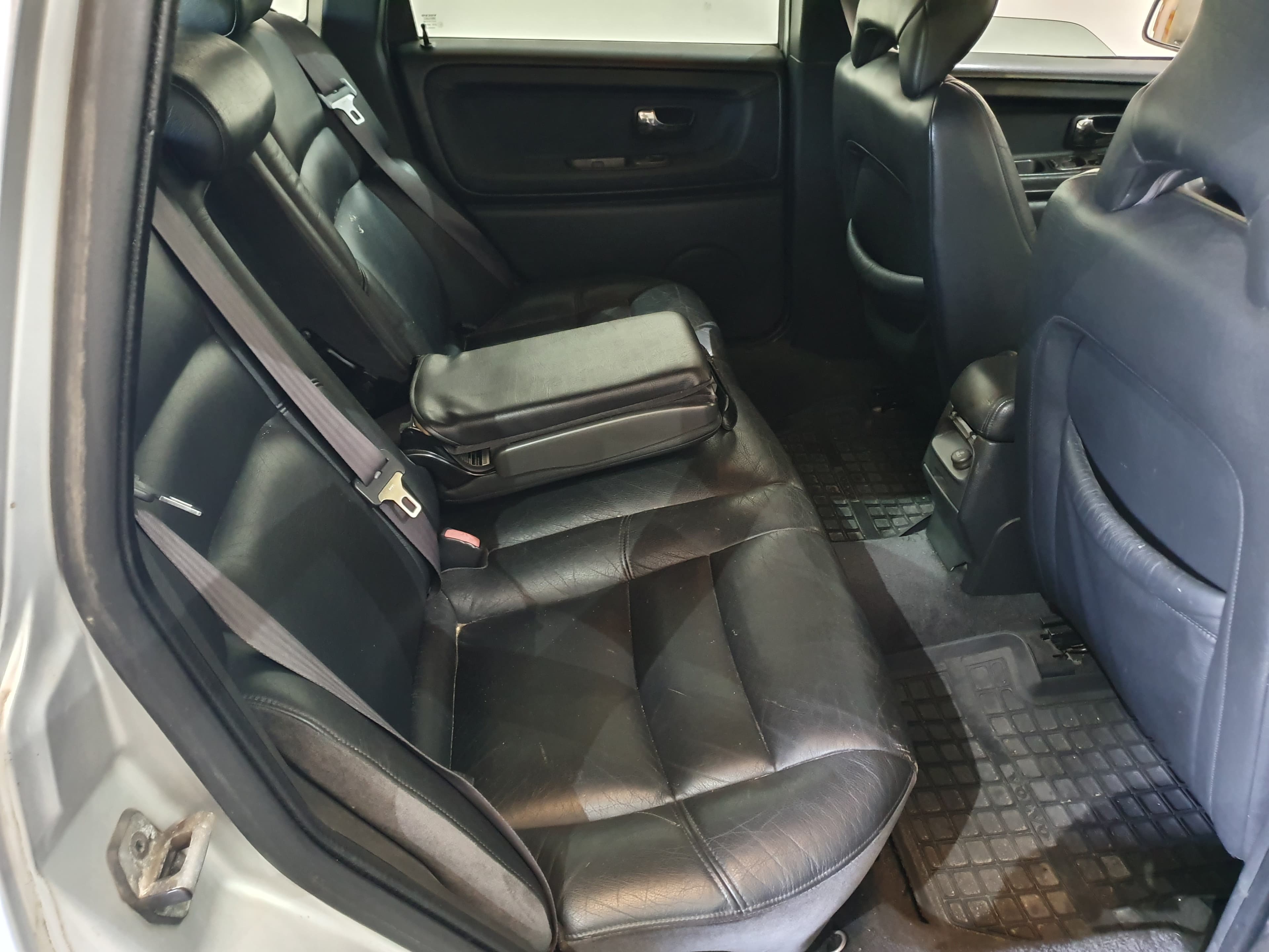 Volvo V70 2.5 TDI · Ano 1997 — imagem 24