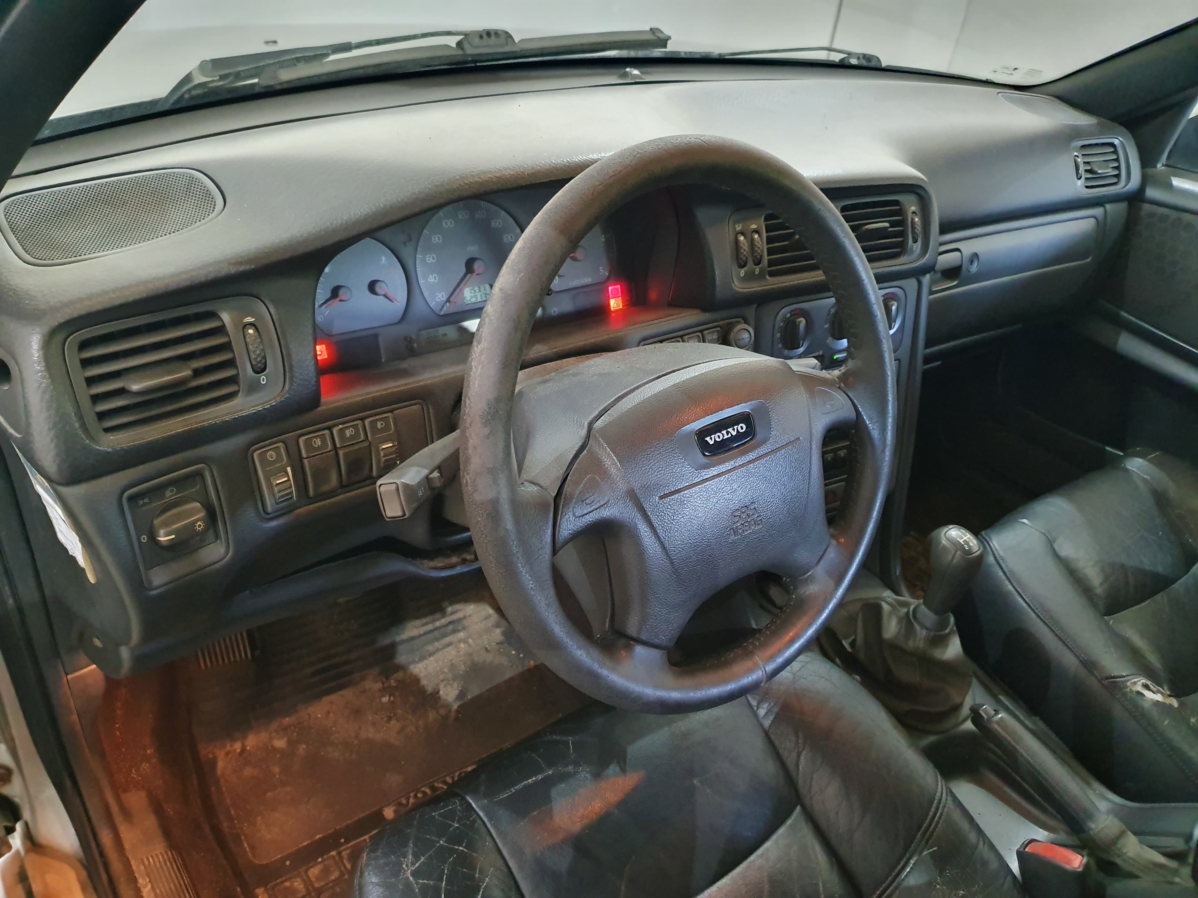 Volvo V70 2.5 TDI · Ano 1997 — imagem 32