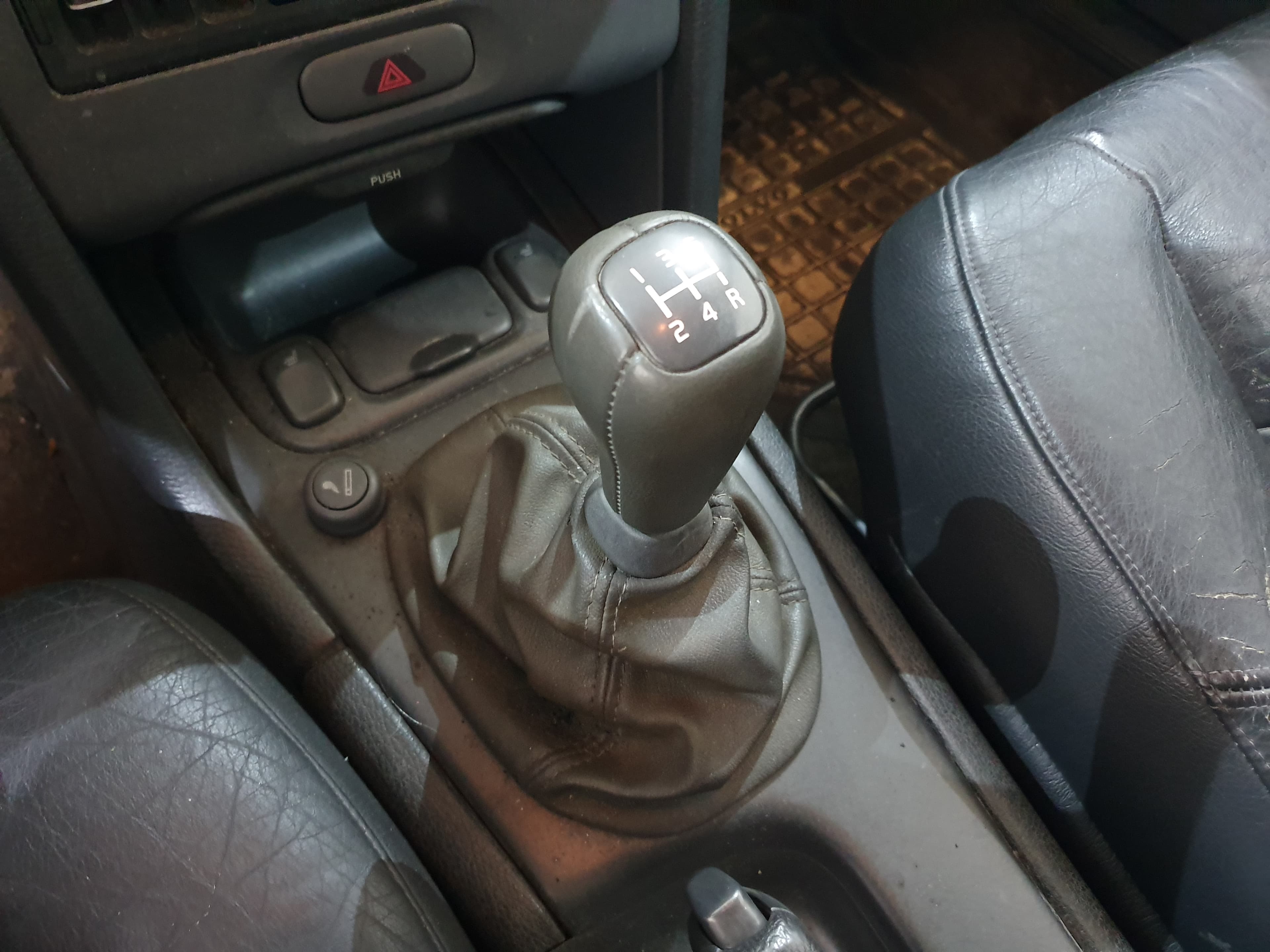 Volvo V70 2.5 TDI · Ano 1997 — imagem 36