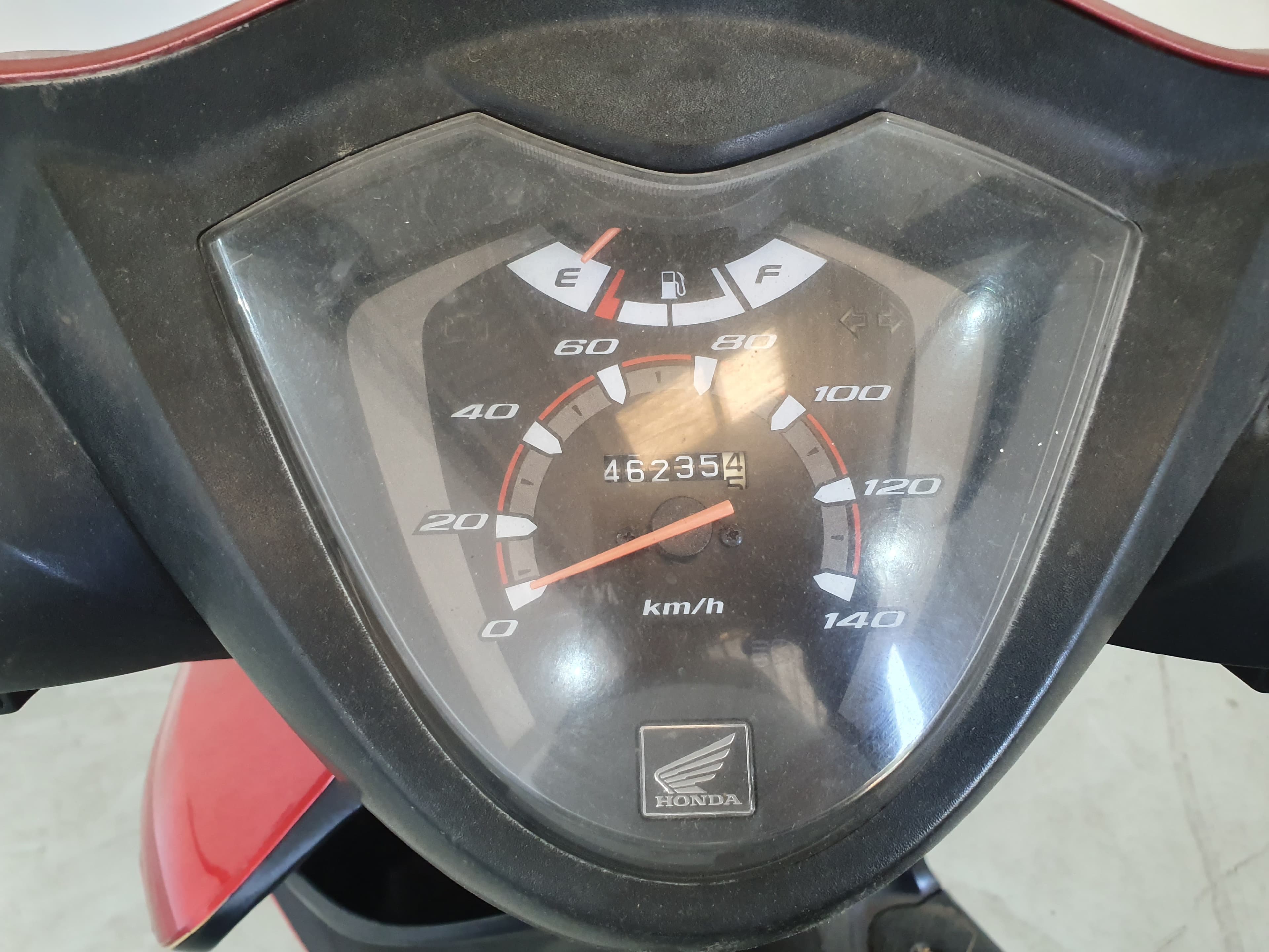 Honda Vision NSC 110 · Año 2013 — imagen 10