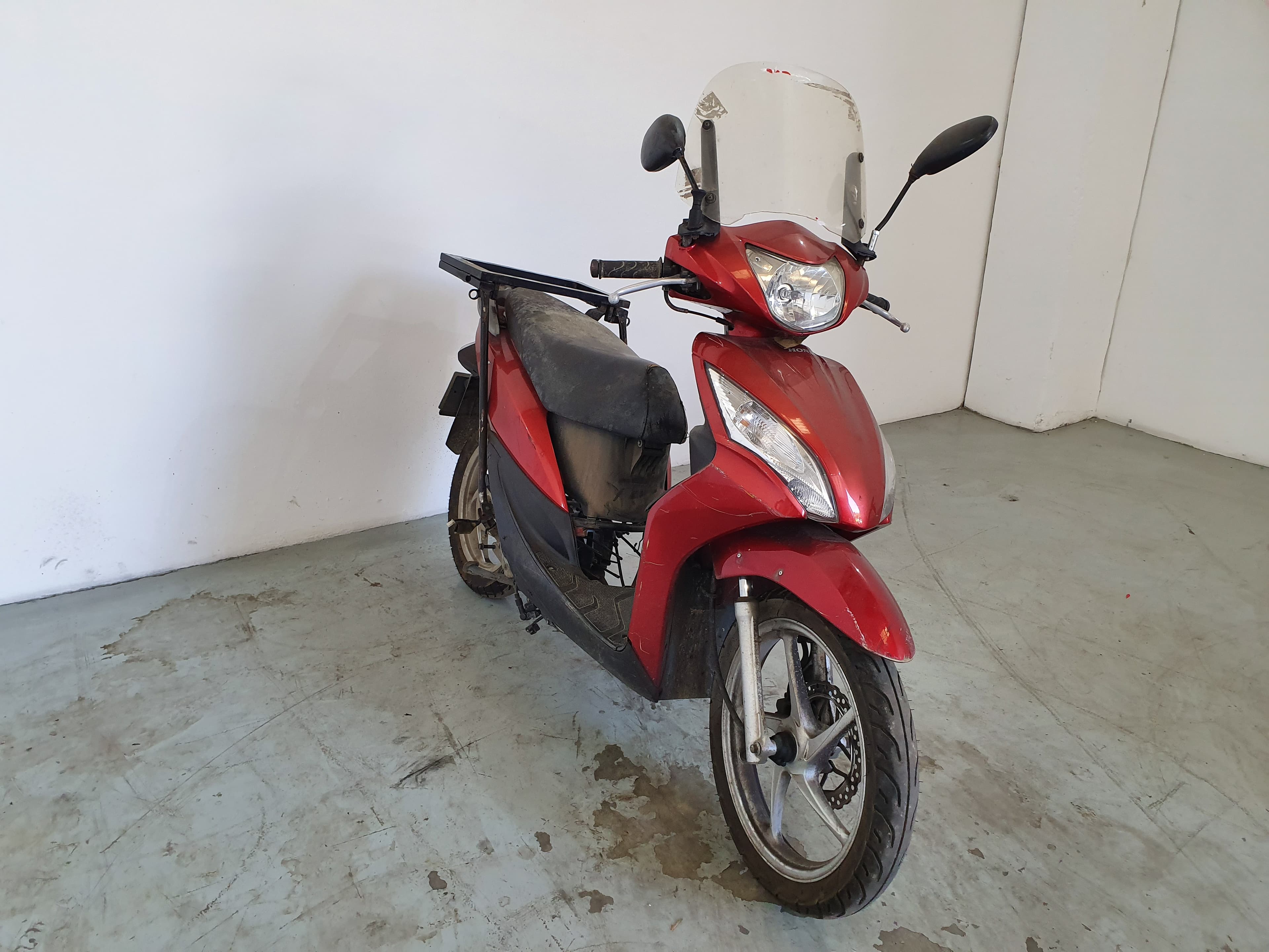 Honda Vision NSC 110 · Año 2013 — imagen 2