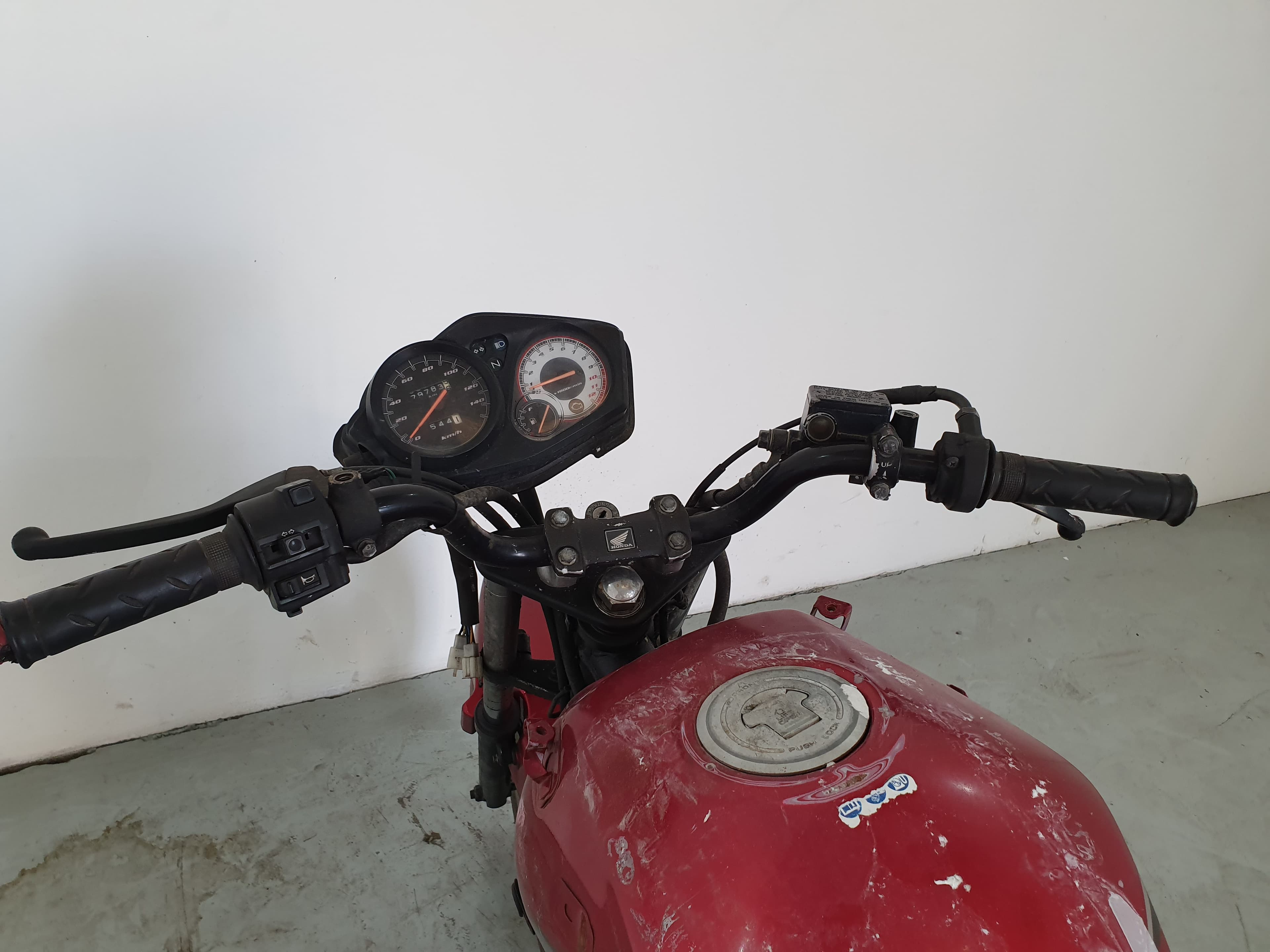 Honda Vision CBF 125 · Ano 2013 — image 10