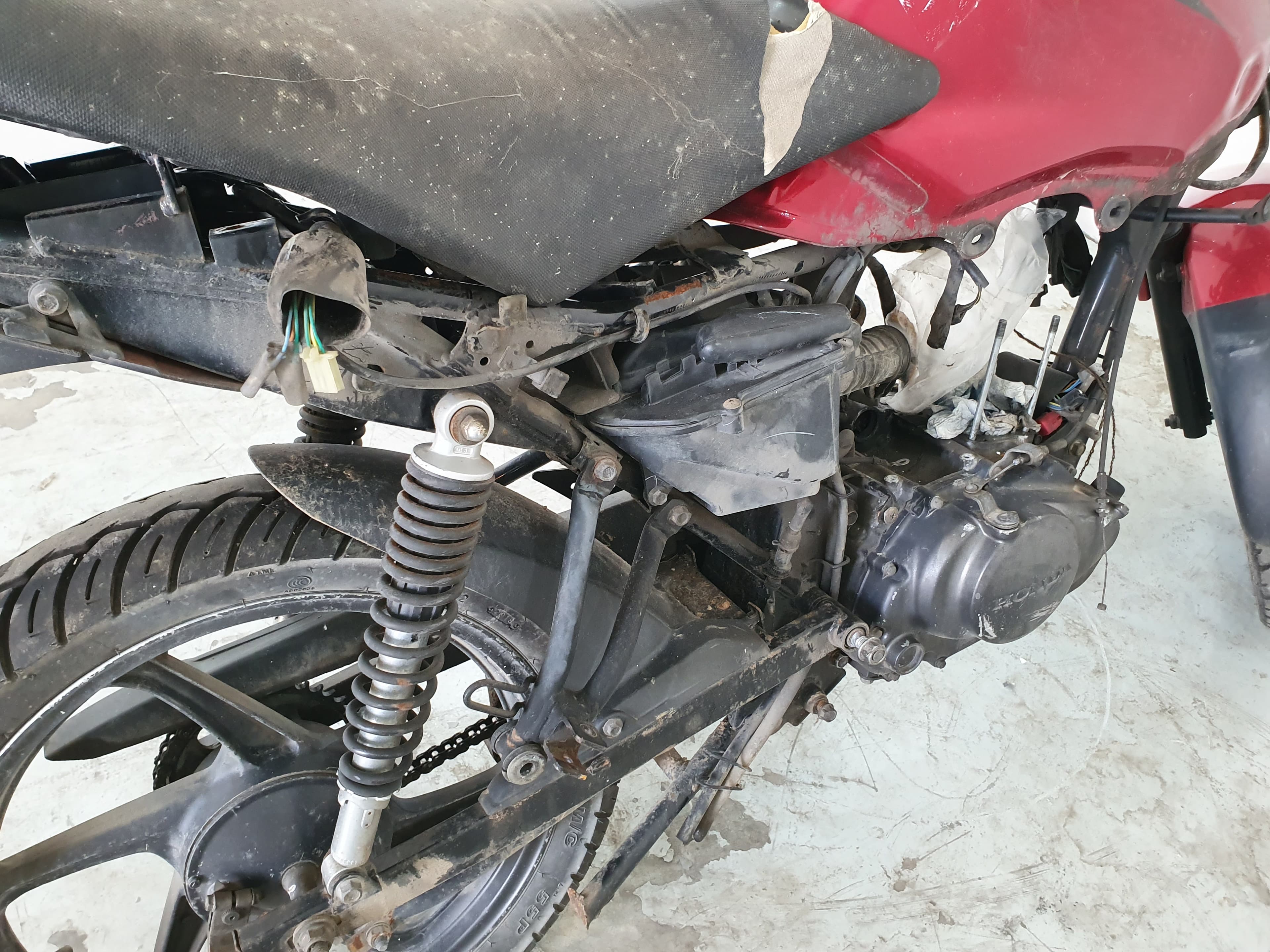 Honda Vision CBF 125 · Ano 2013 — image 8