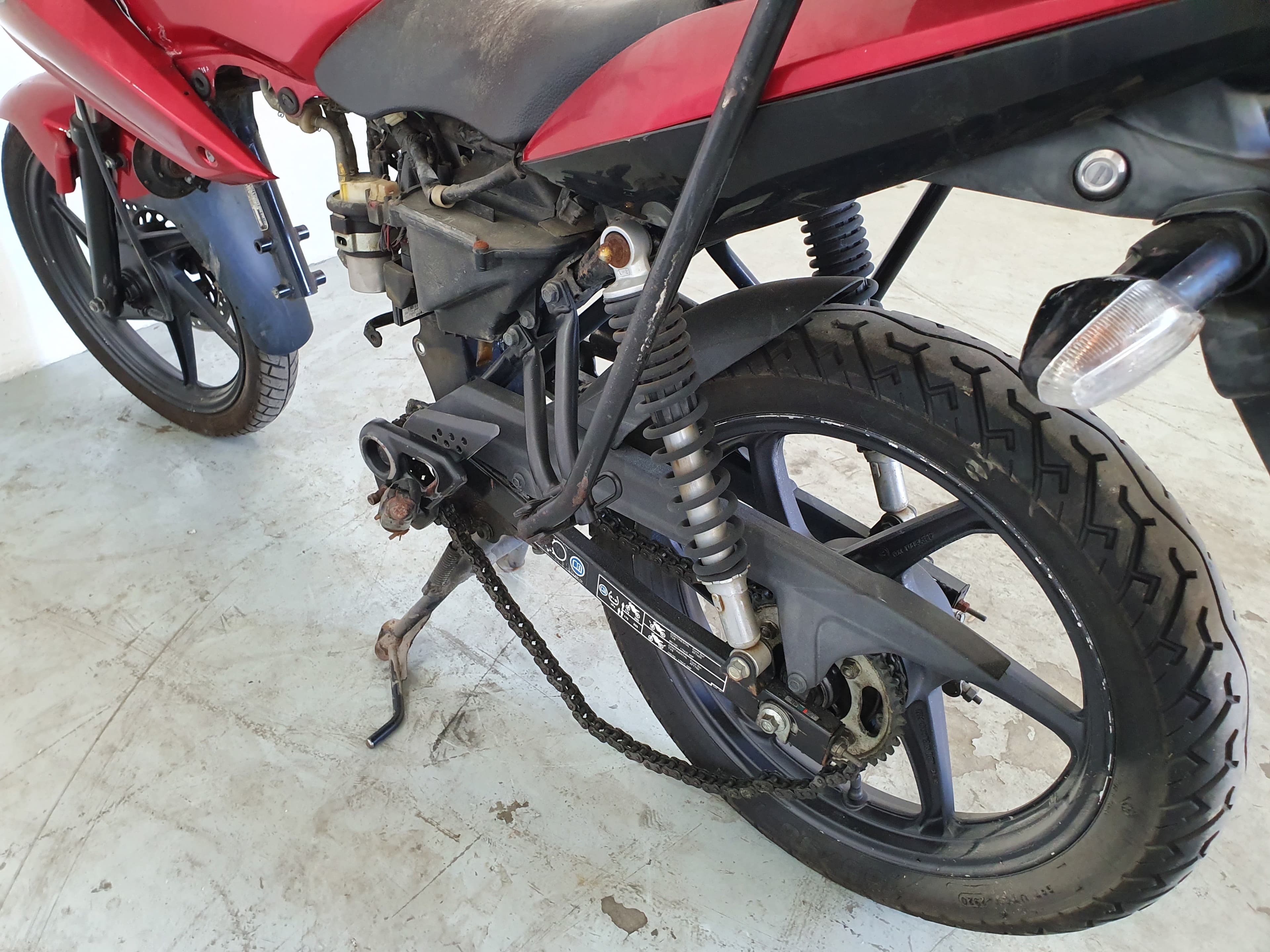 Honda Vision CBF 125 · Ano 2014 — imagen 7