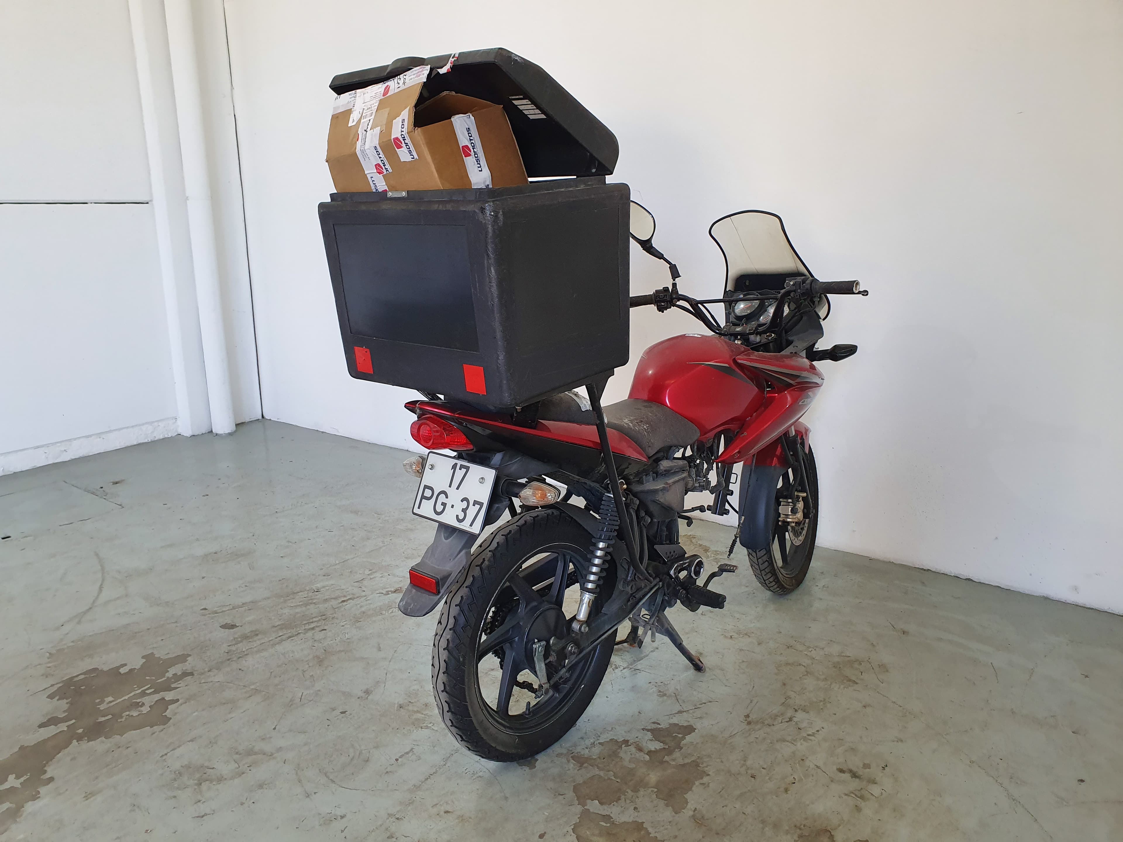 Honda Vision CBF 125 · Ano 2014 — imagen 3