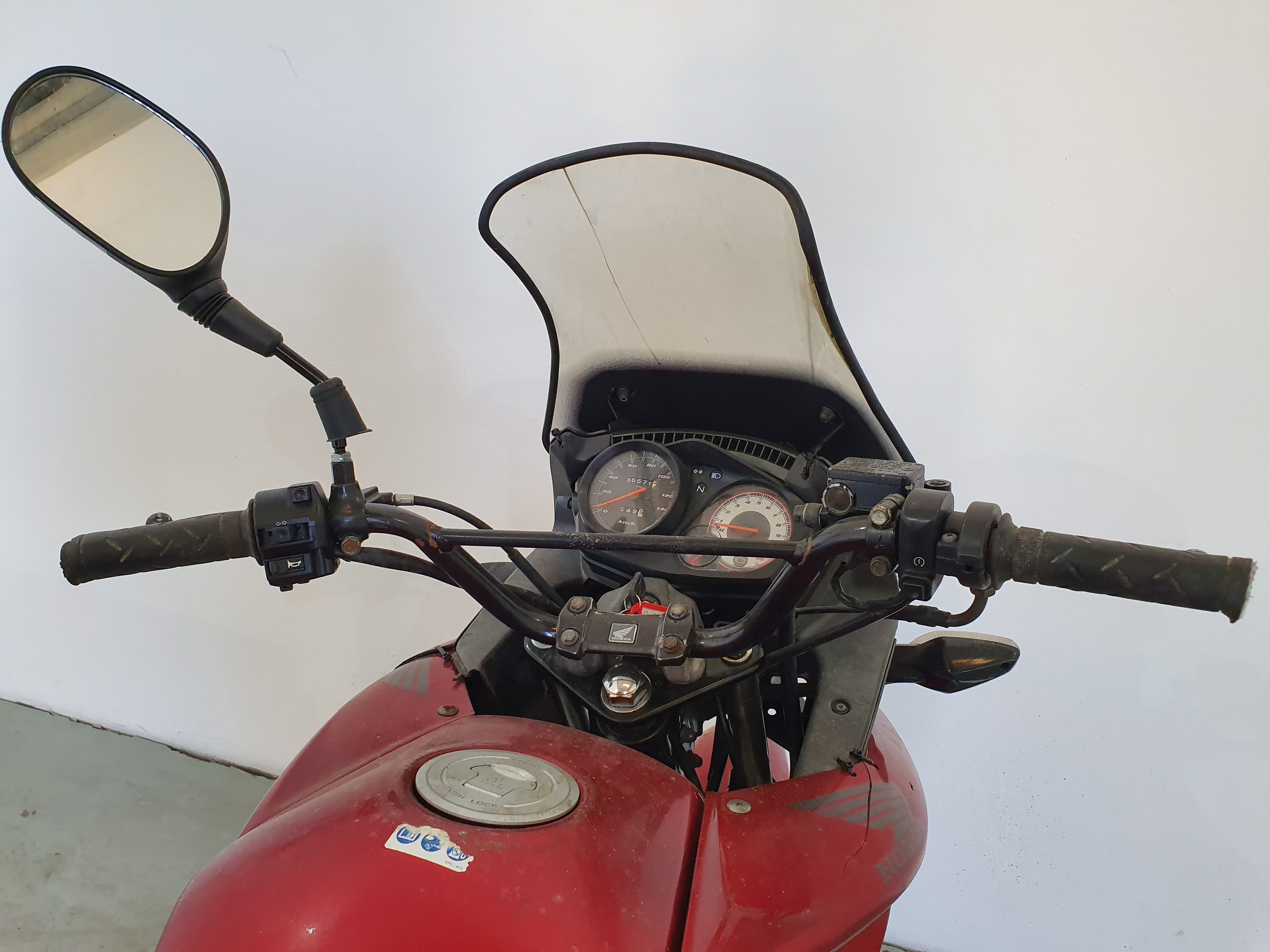 Honda Vision CBF 125 · Ano 2014 — imagen 9