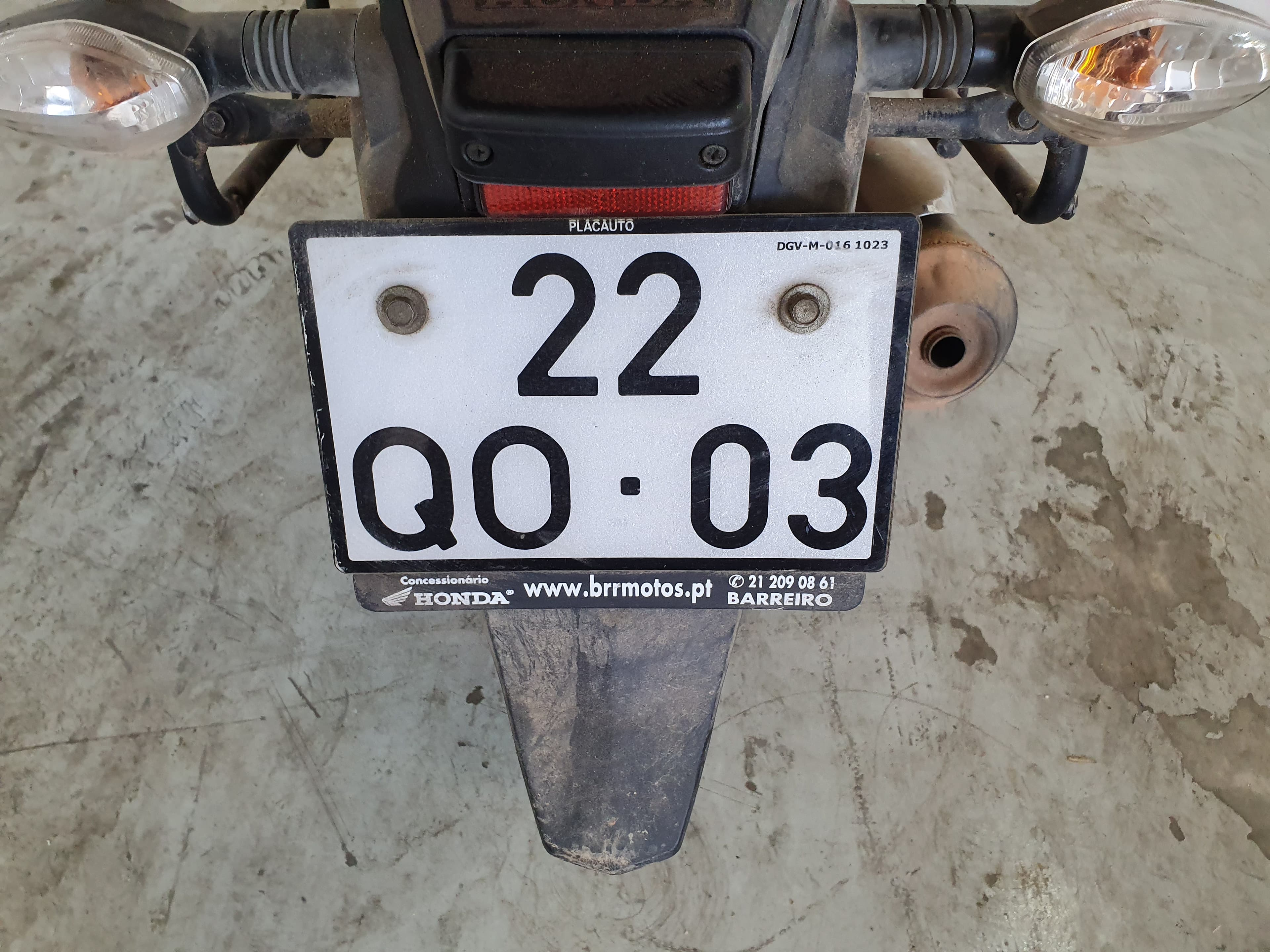 Honda Vision CBF 125 · Ano 2015 — imagen 12