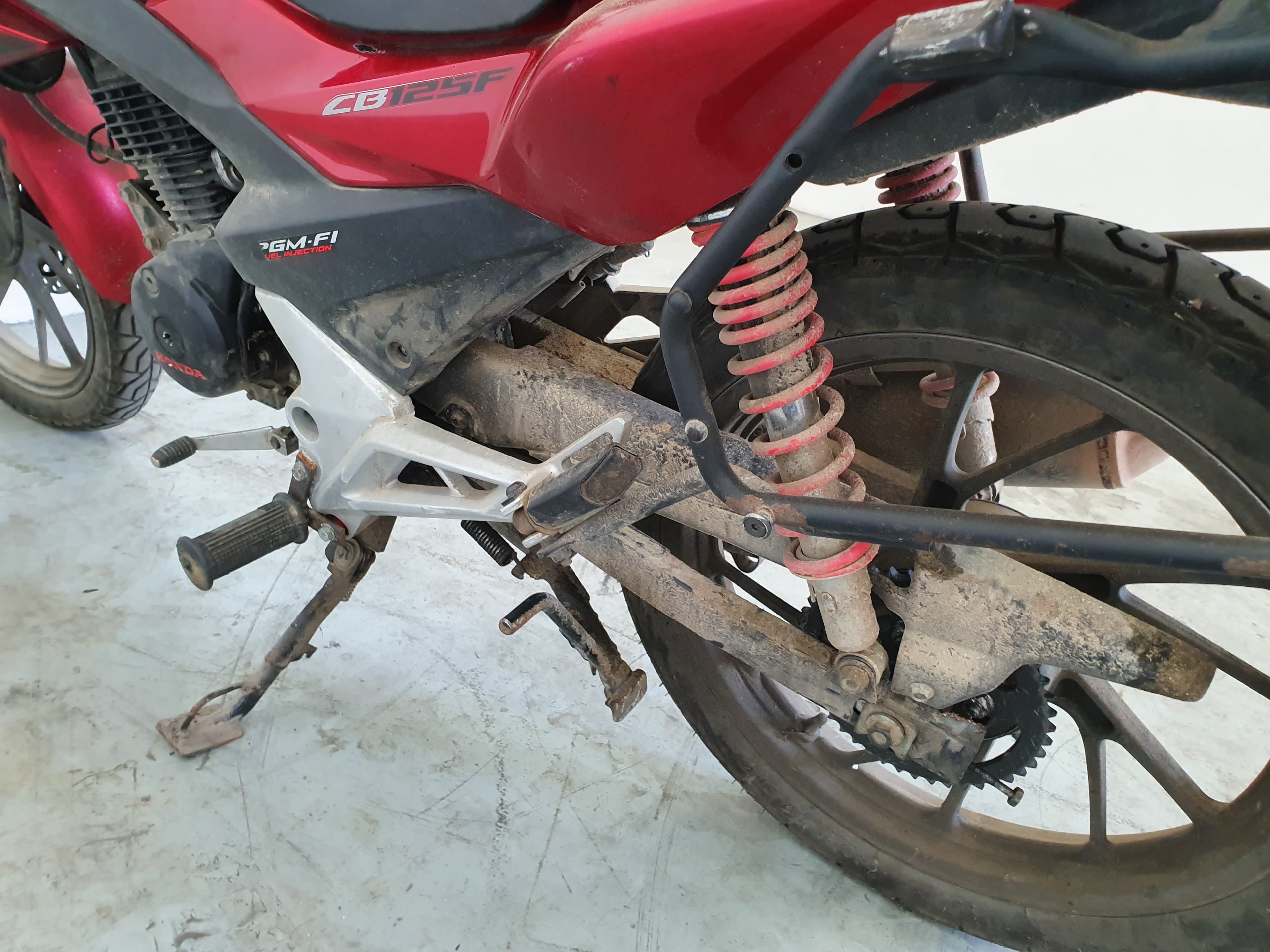 Honda Vision CBF 125 · Ano 2015 — imagen 5