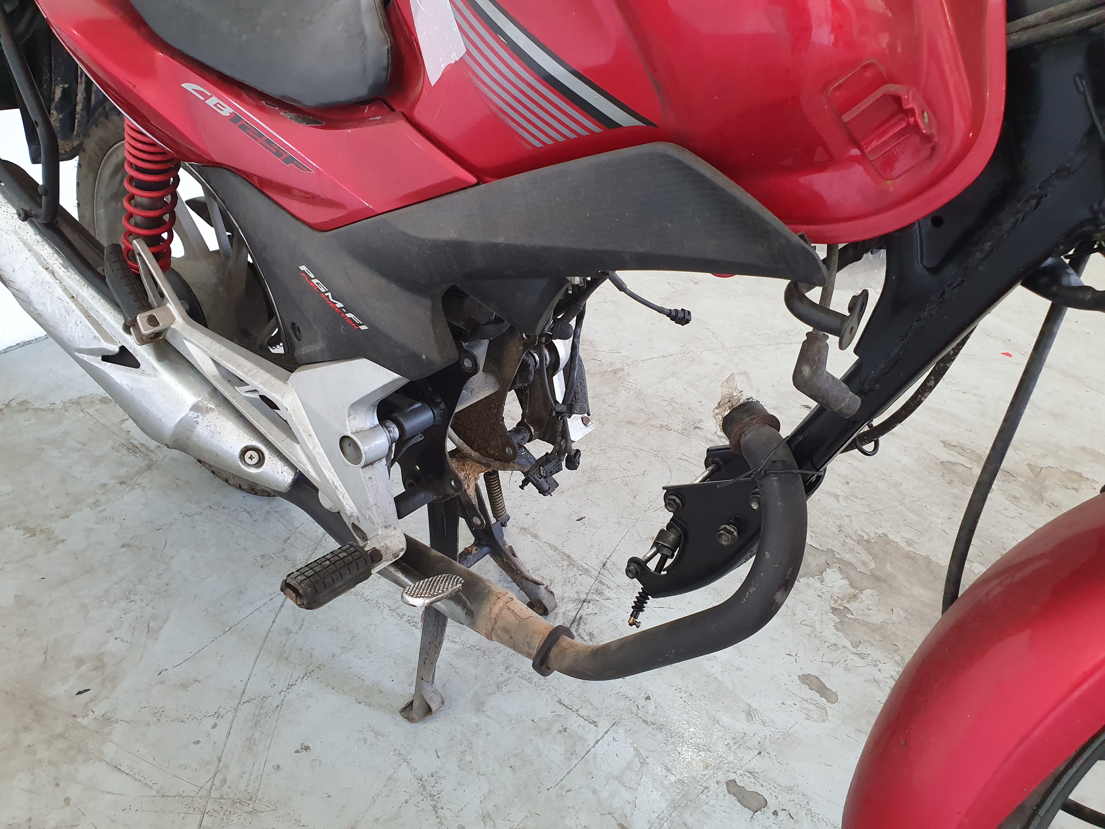 Honda Vision CBF 125 · Ano 2015 — imagem 5