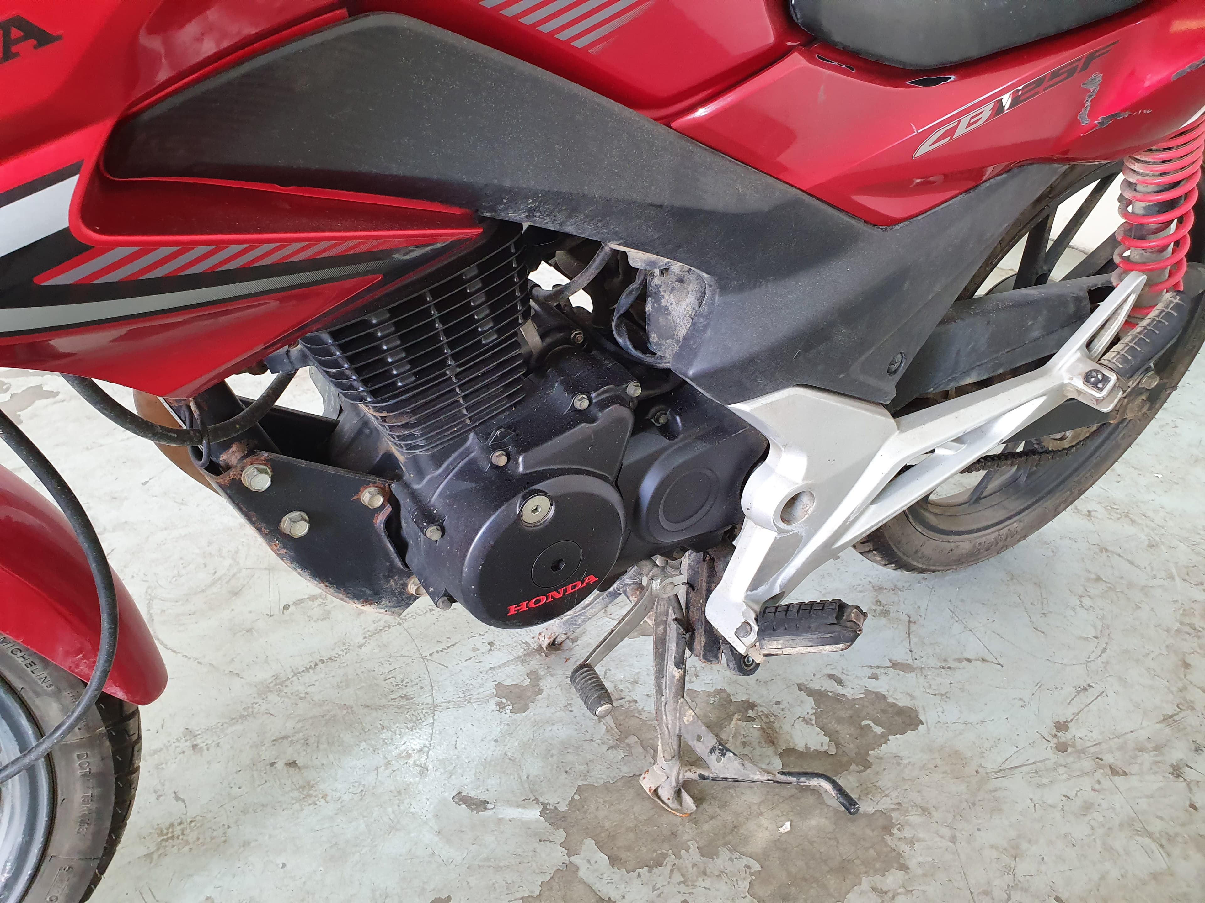Honda Vision CBF 125 · Ano 2015 — imagem 9