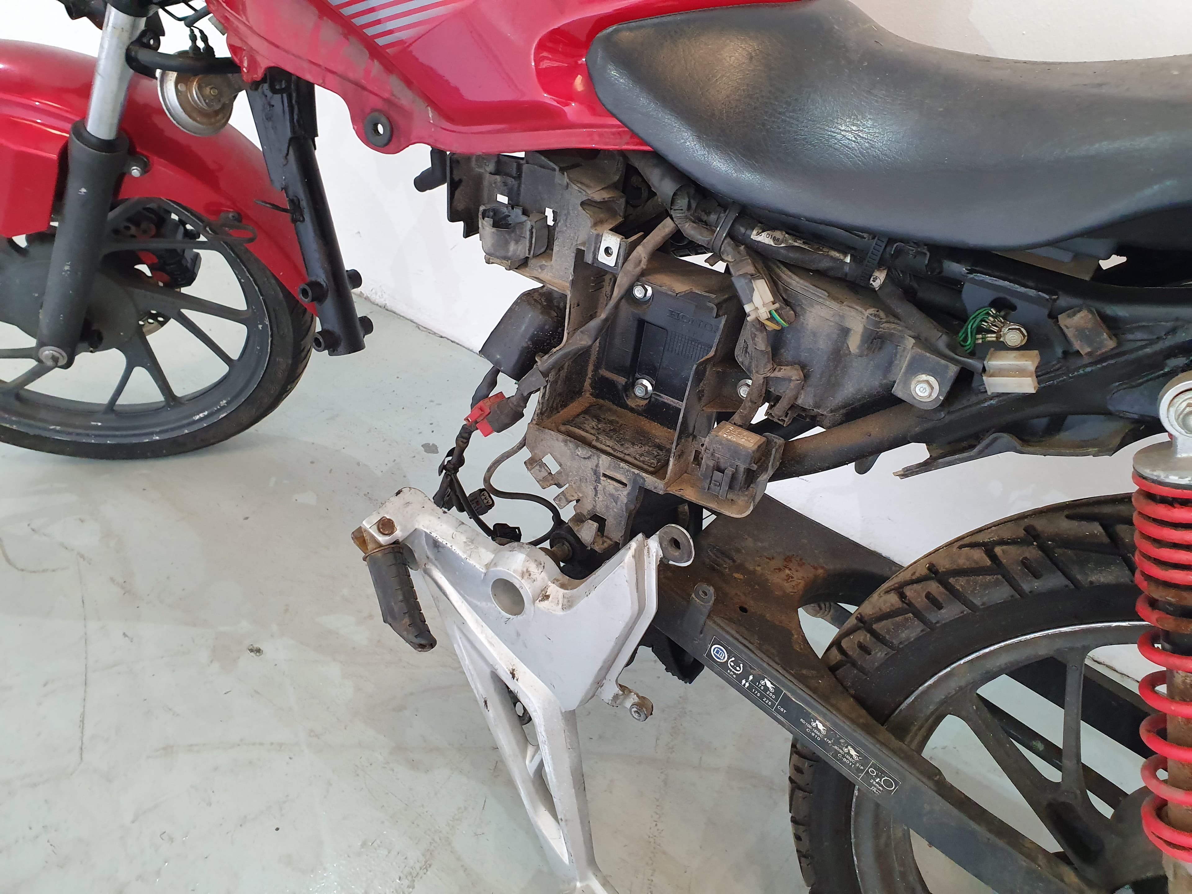 Honda CBF 125 · Ano 2015 — imagem 5