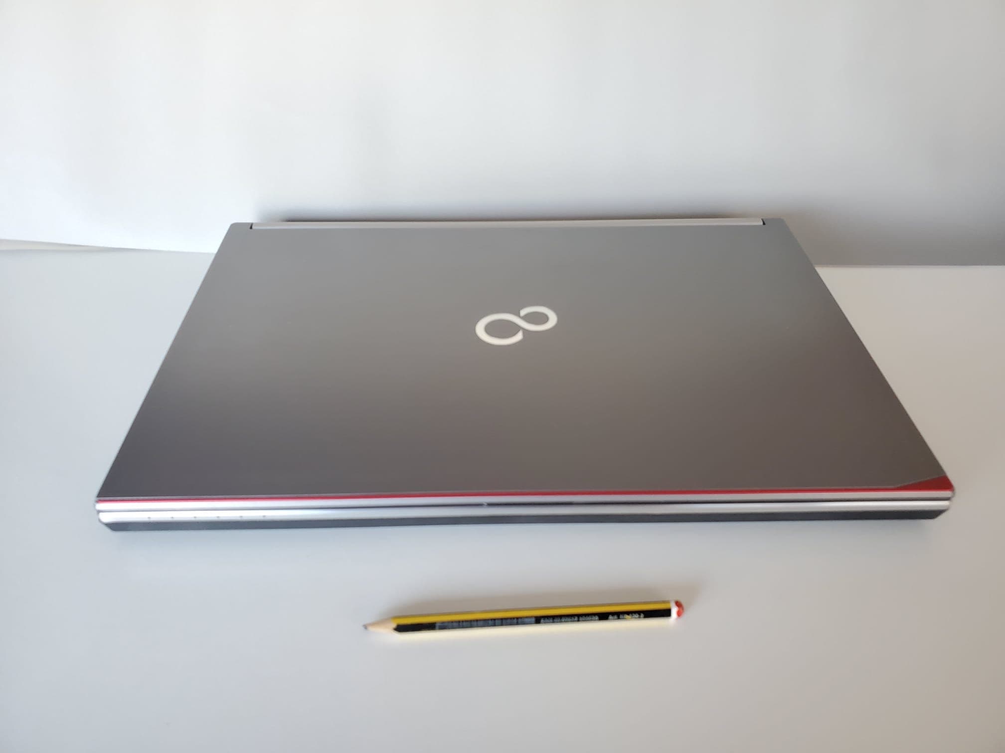 Portátil Fujitsu Celsius H770 — imagem 12