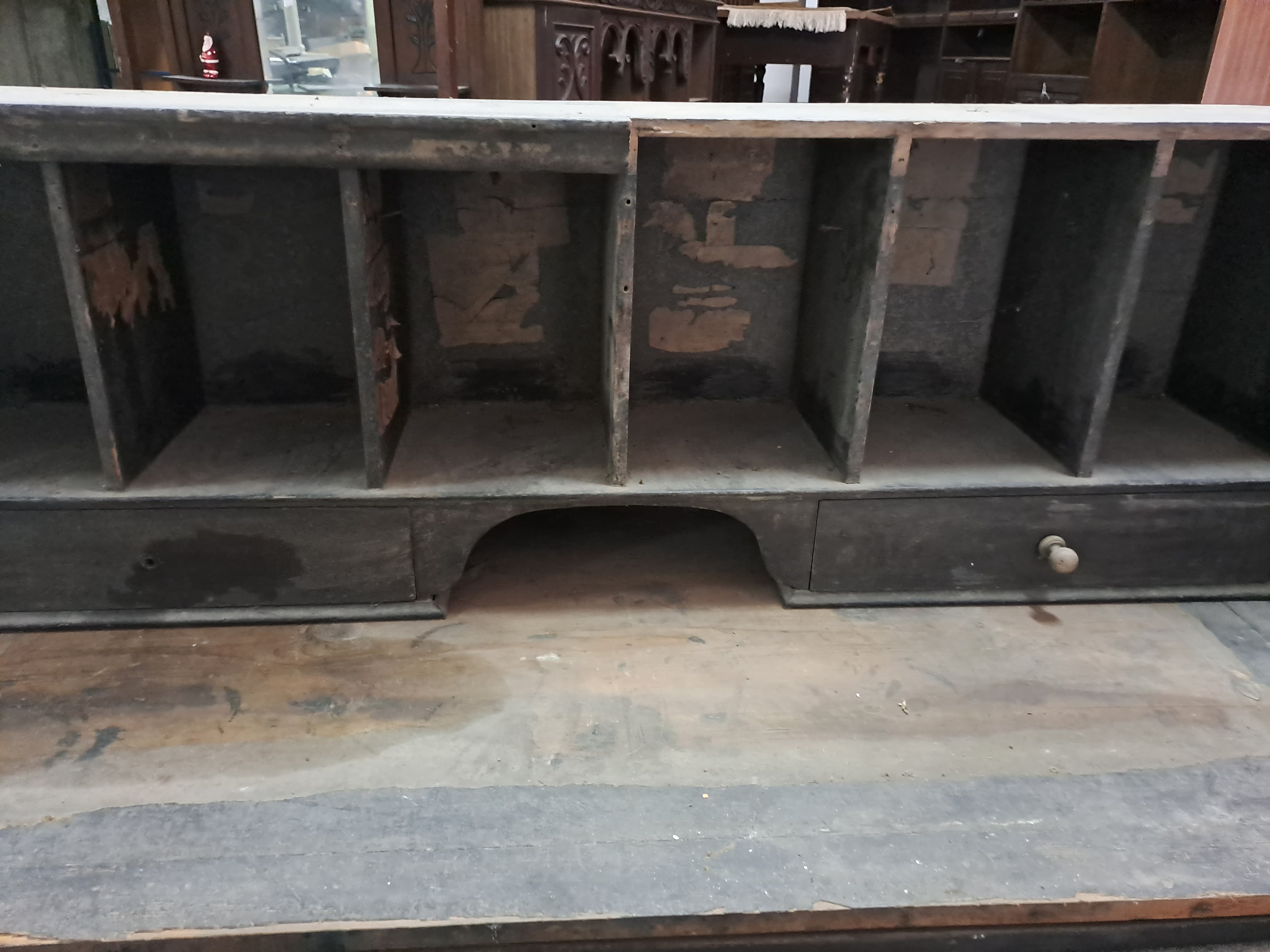 Furniture — image 4