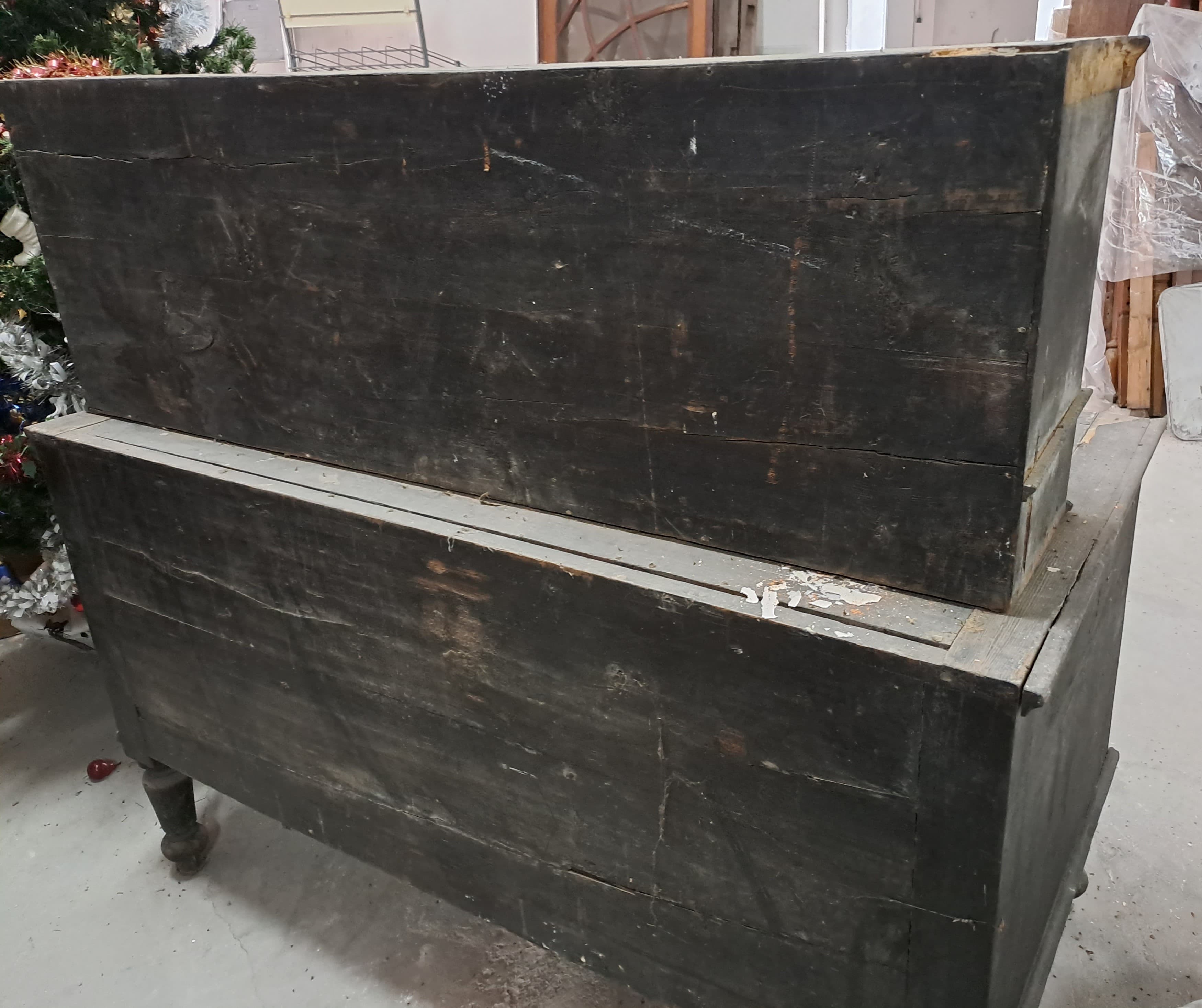 Furniture — image 6